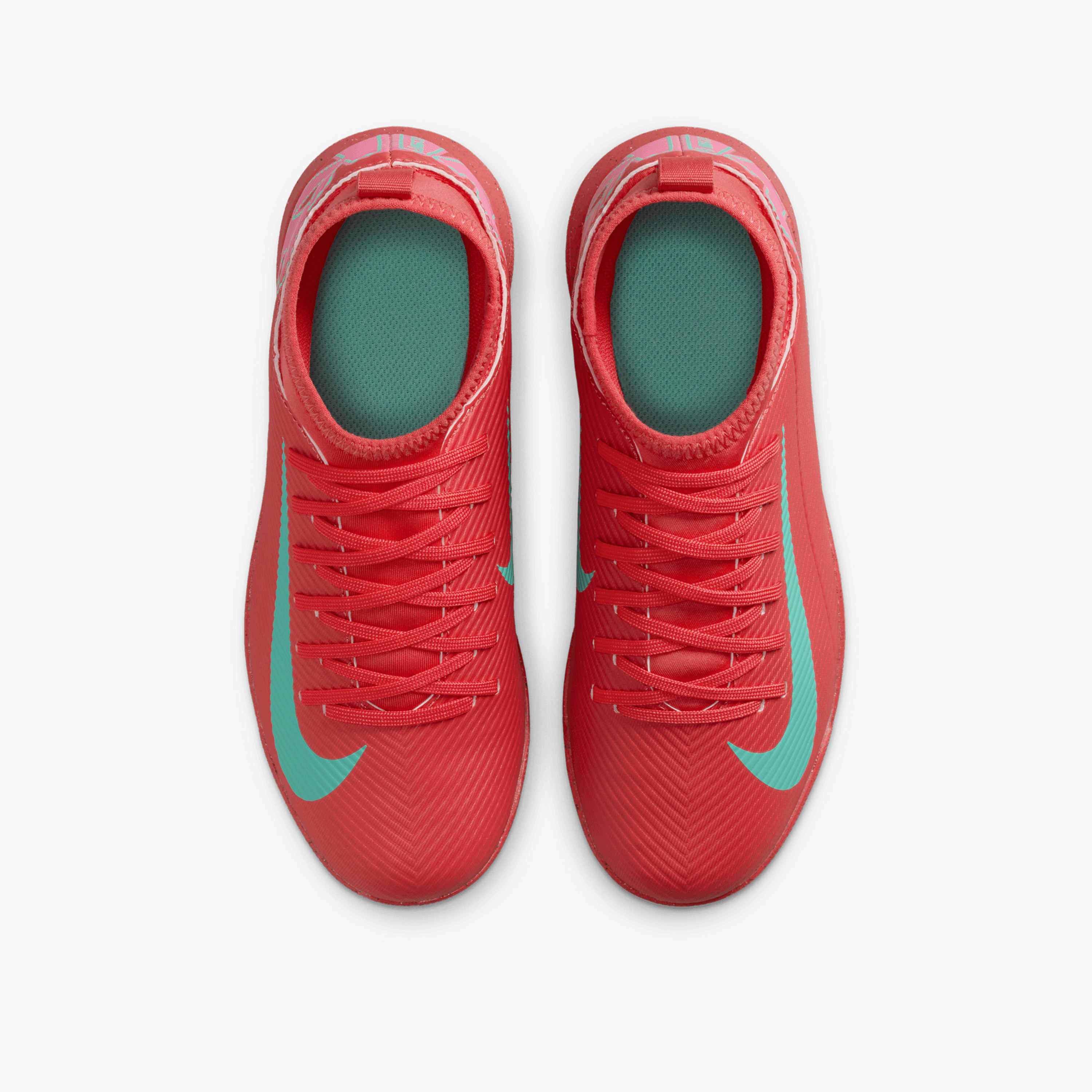 حذاء كرة قدم بنعل مبطّن ورباط جونيور سوبرفلاي 10 كلوب تي إف للأولاد من نايك-sports-boys-shoes-image-4
