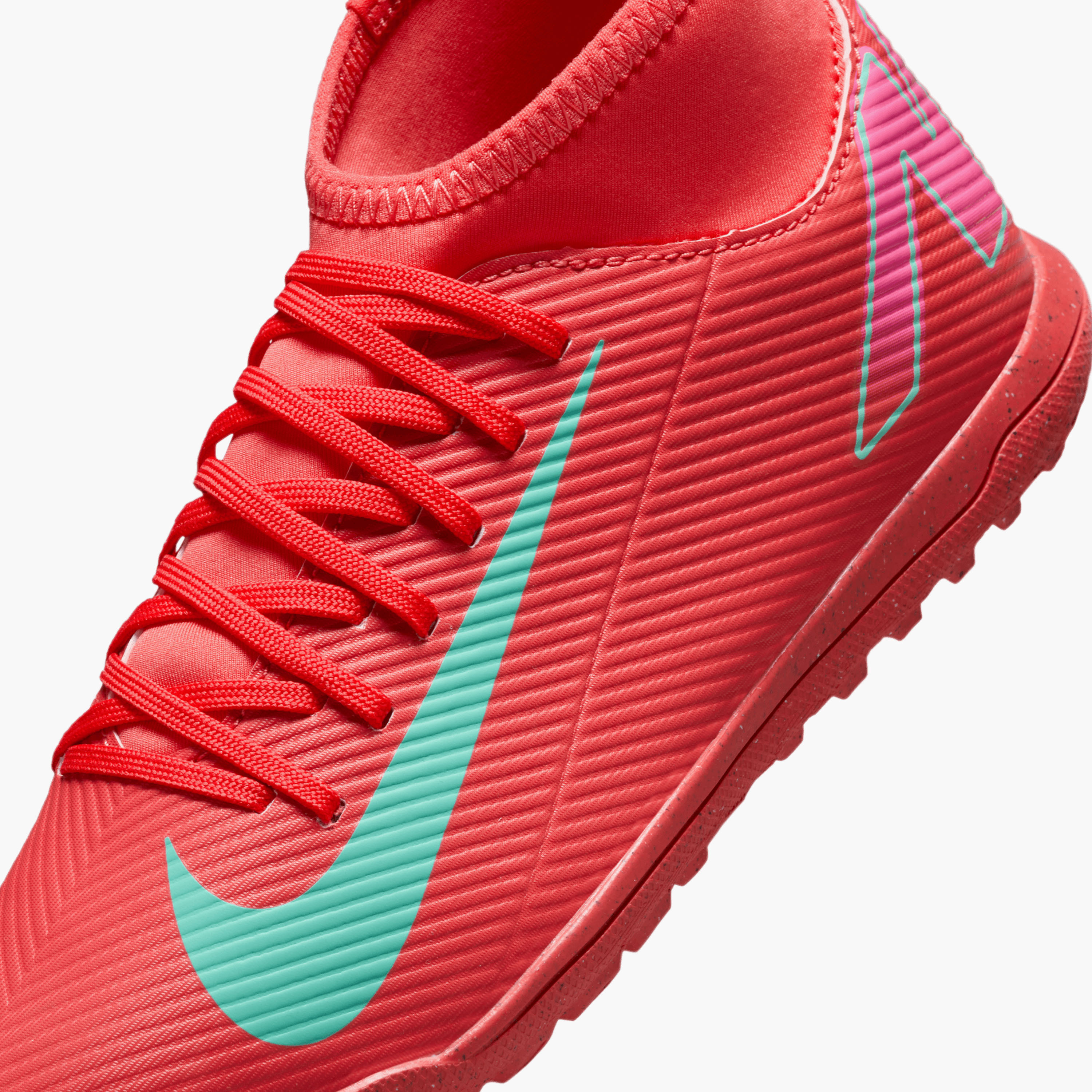 حذاء كرة قدم بنعل مبطّن ورباط جونيور سوبرفلاي 10 كلوب تي إف للأولاد من نايك-sports-boys-shoes-image-7