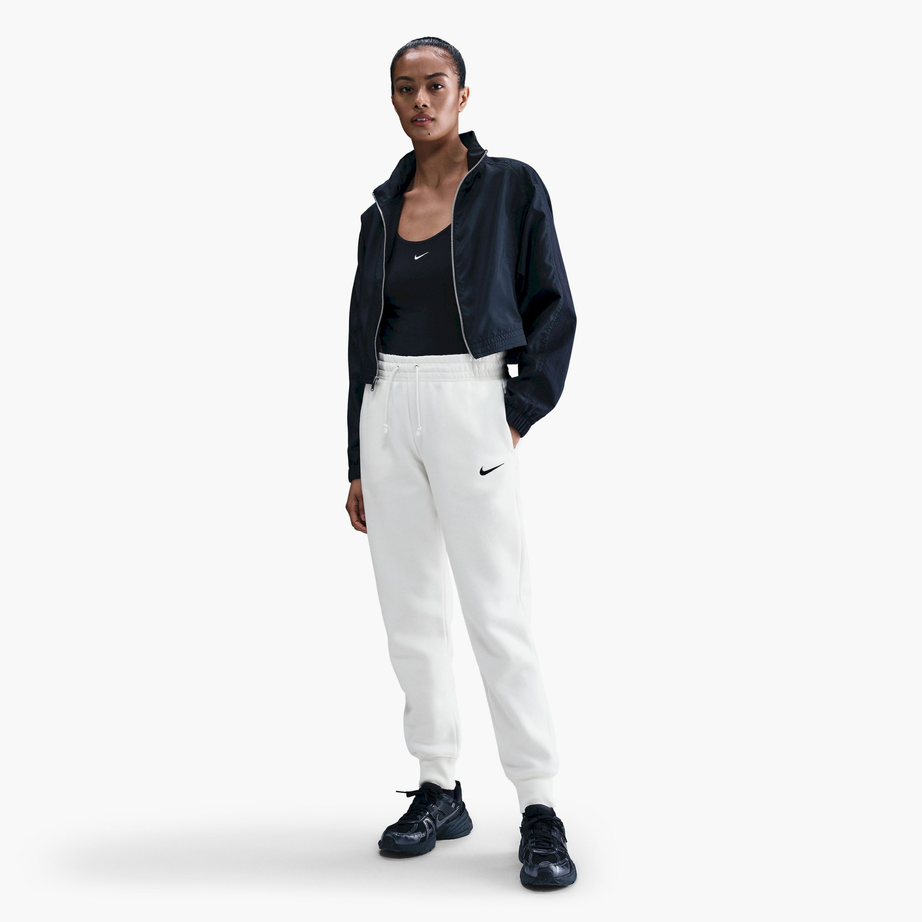 نايكي- بنطال رياضي نسائي من فينيكس فليس بخصر متوسط ​​NKFZ7626 | OE-women-clothing-bottoms-joggers-image-2