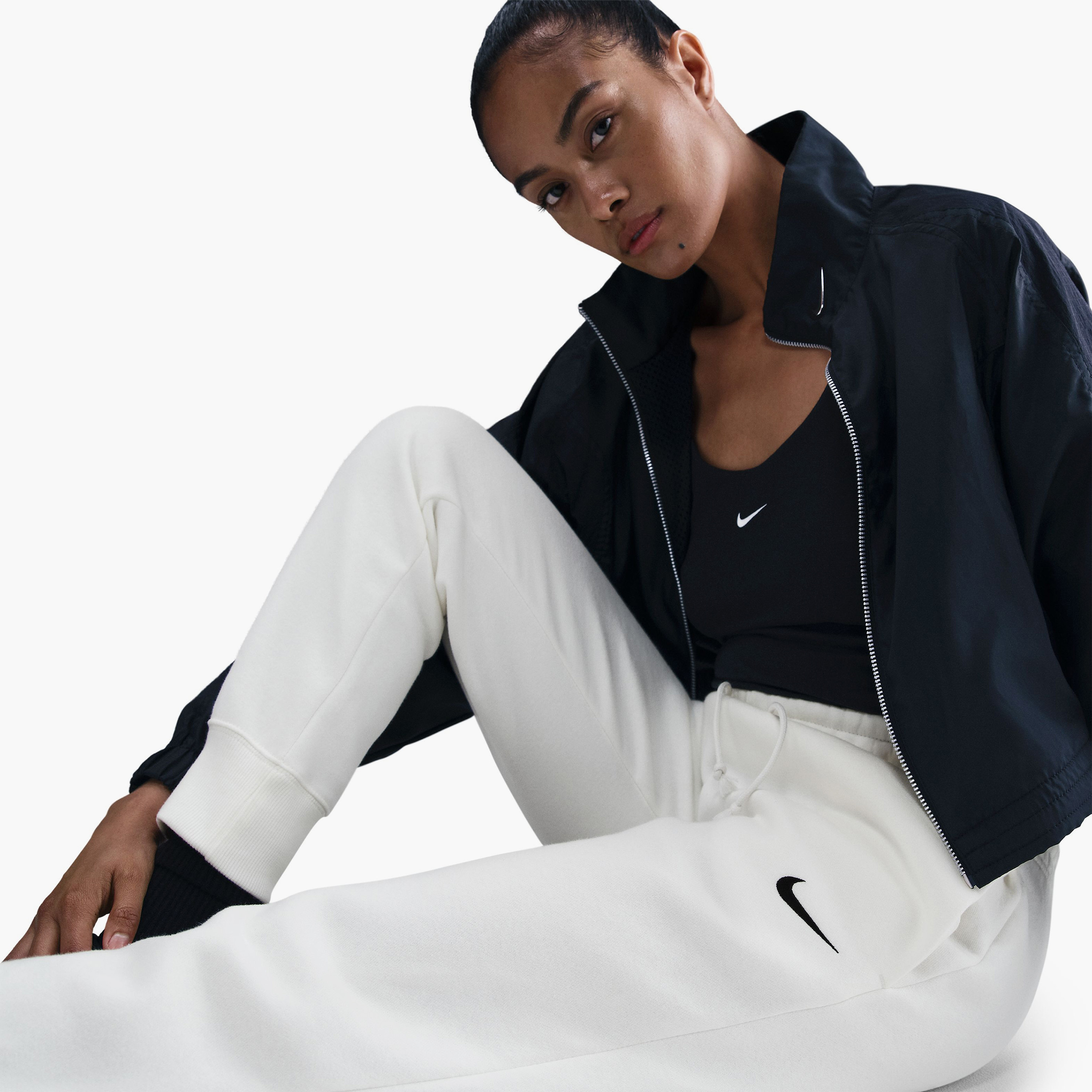 نايكي- بنطال رياضي نسائي من فينيكس فليس بخصر متوسط ​​NKFZ7626 | OE-women-clothing-bottoms-joggers-image-12
