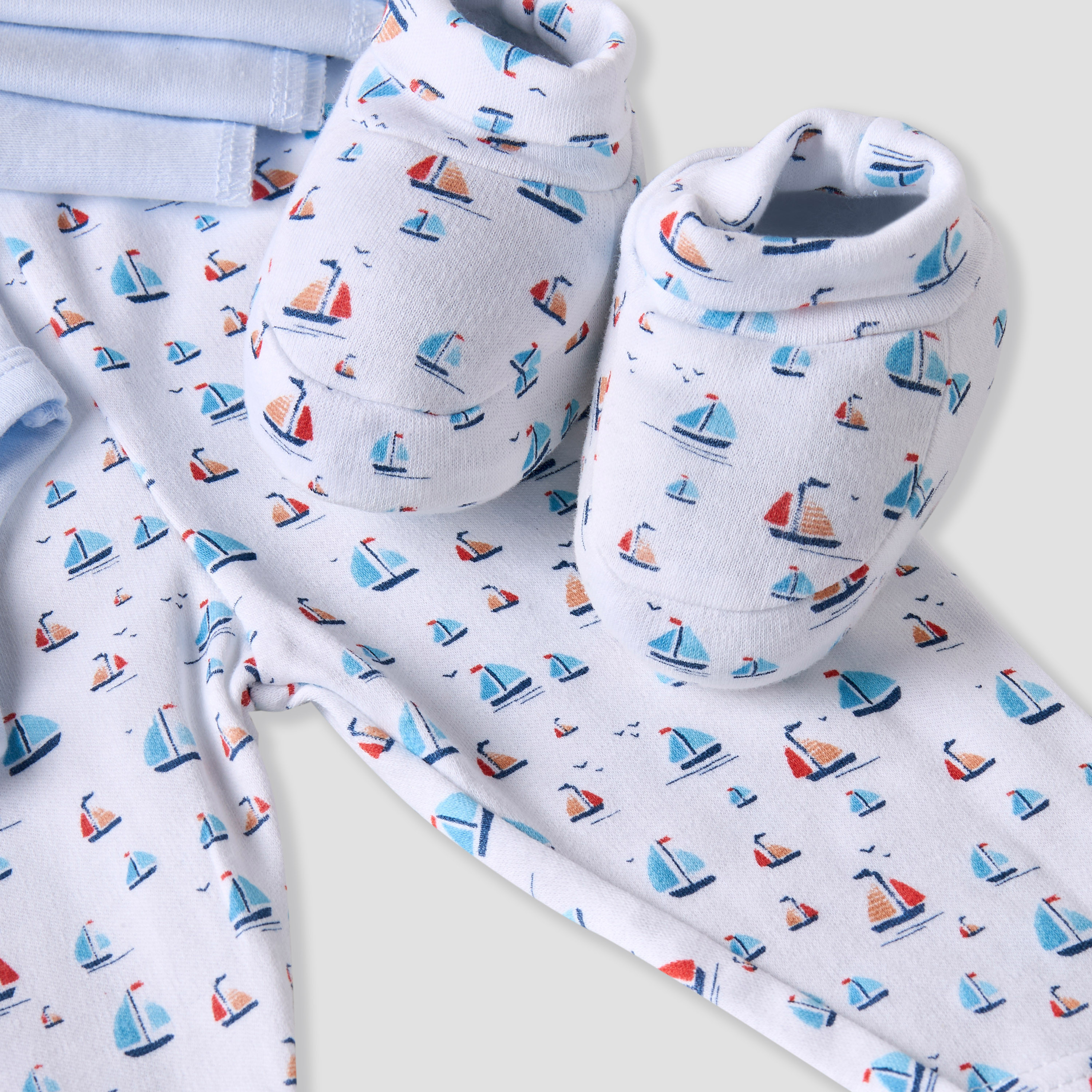 Set of 12 Juniors Clothing Gift Set with Sailboat Print-baby-boys-clothing-setsandcoords-image-11
