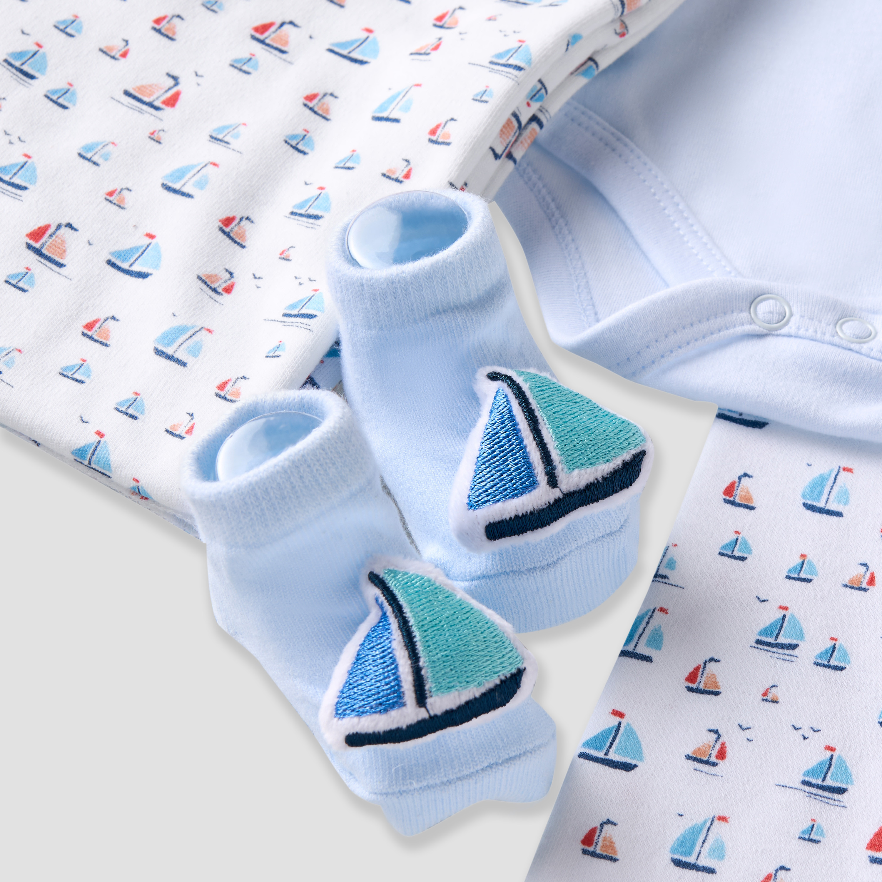 Set of 12 Juniors Clothing Gift Set with Sailboat Print-baby-boys-clothing-setsandcoords-image-13