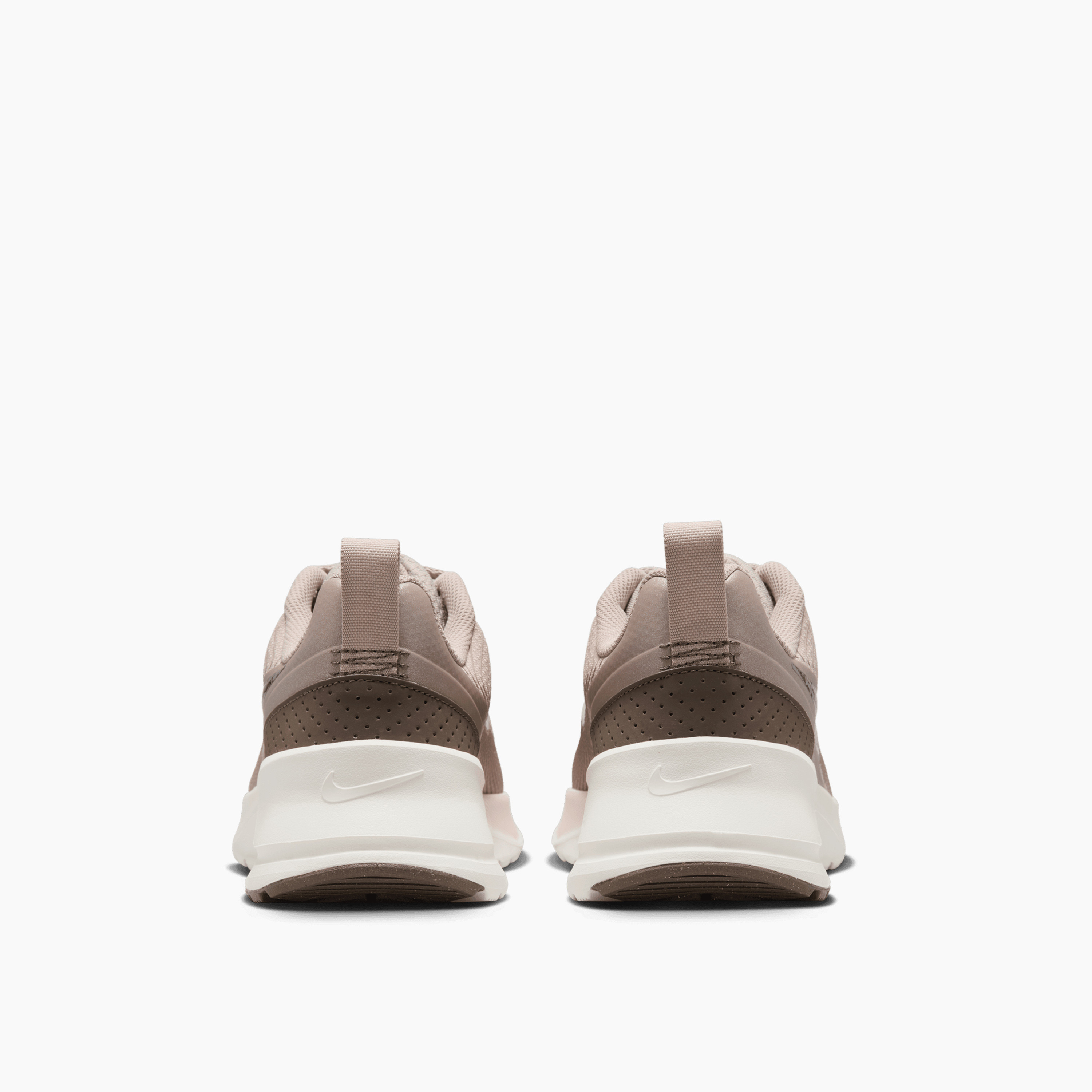 حذاء رياضي نايكي اير ماكس نيكسوز برباط وكاحل منخفض للنساء HF1233 | OE-sports-women-shoes-image-5