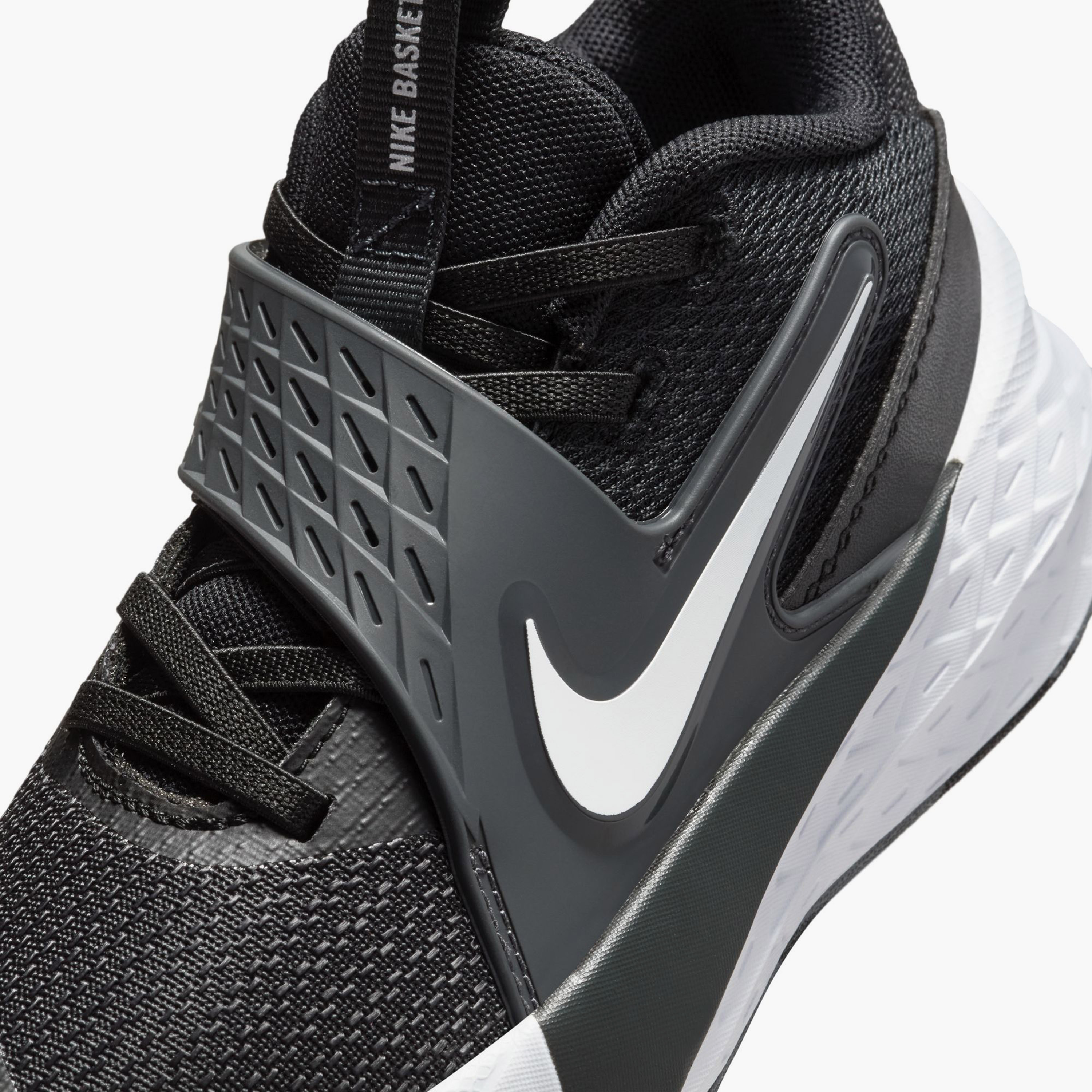 Nike Boys Team Hustle D Lace-Up Basketball Shoes NKHF6280 | OE-sports-boys-shoes-image-8