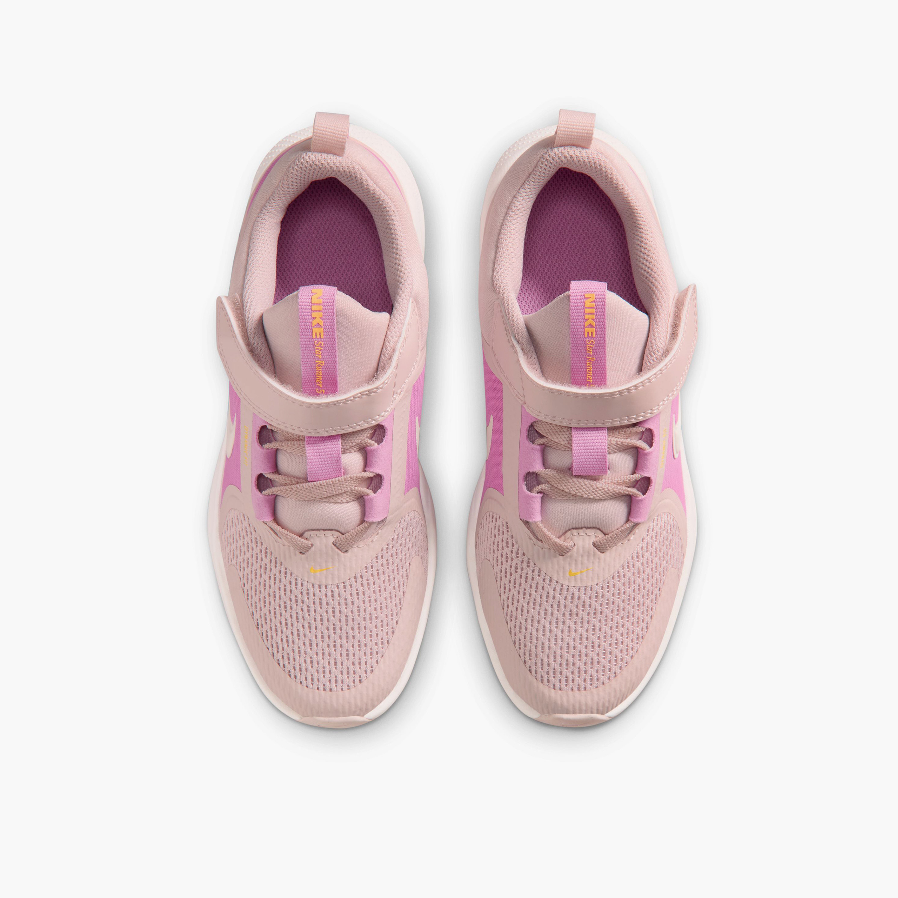 Nike Girls Star Runner 5 Bungee Lace Running Shoes NKHF7005 | OE-girls-shoes-sneakers-image-4