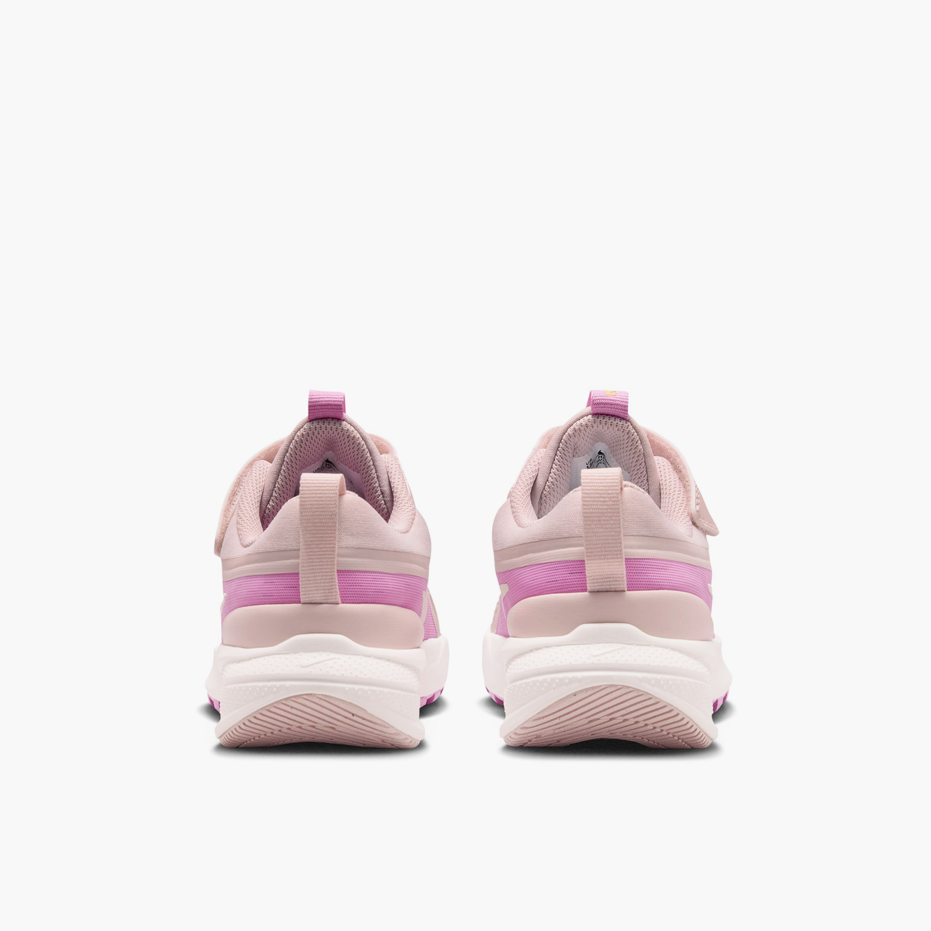 Nike Girls Star Runner 5 Bungee Lace Running Shoes NKHF7005 | OE-girls-shoes-sneakers-image-7
