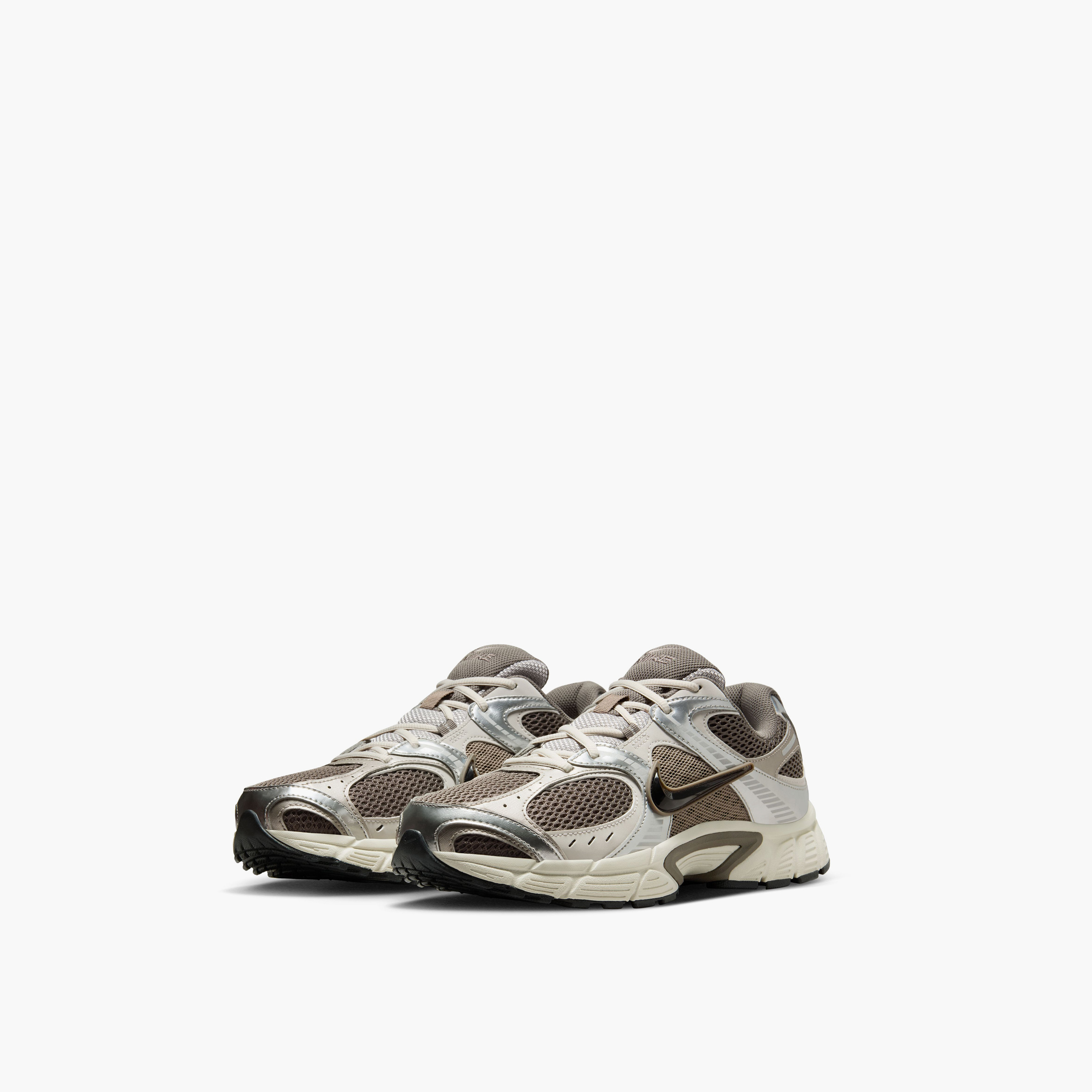 نايكي- حذاء رياضي رجالي V5 RNR برباط كاحل منخفض NKHJ5228 | OE-sports-men-shoes-image-25