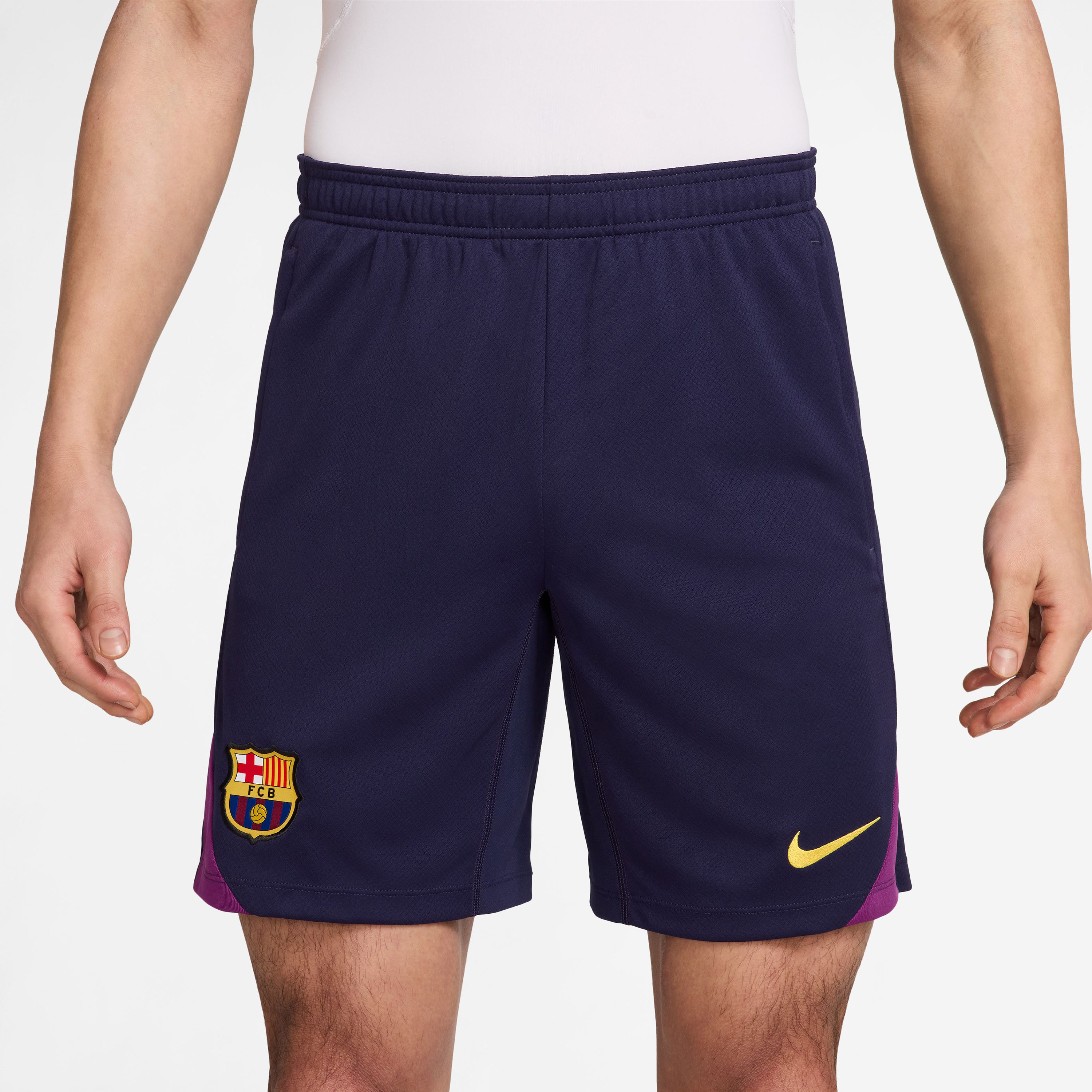 نايكي- 25/26 شورت نادي برشلونة دراي-فت سترايك رجالي NKHJ6750 | OE-sports-gear-football-clothing-bottoms-image-1