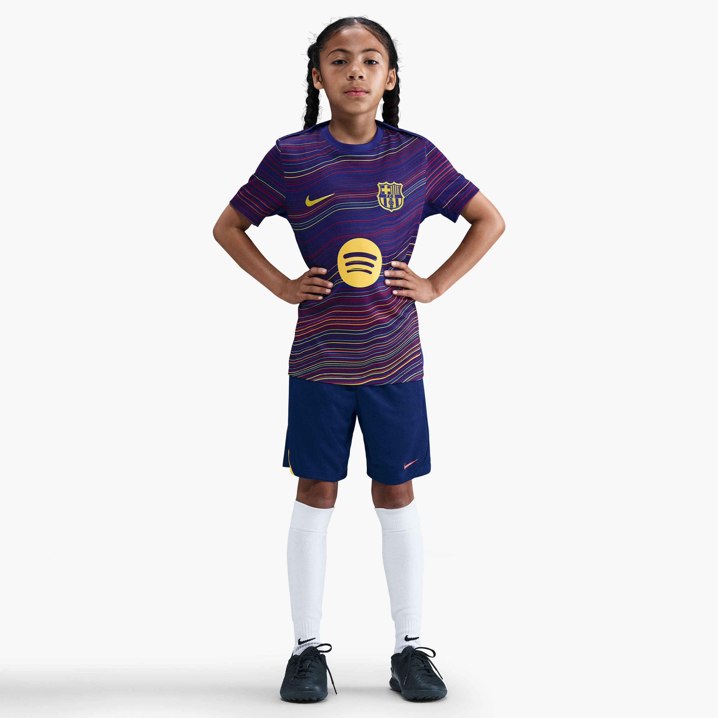 نايكي- بلوزة برشلونة هوم دراي-فت  برو بأكمام قصيرة NKHJ8070 | OE-sports-boys-clothing-tops-image-2