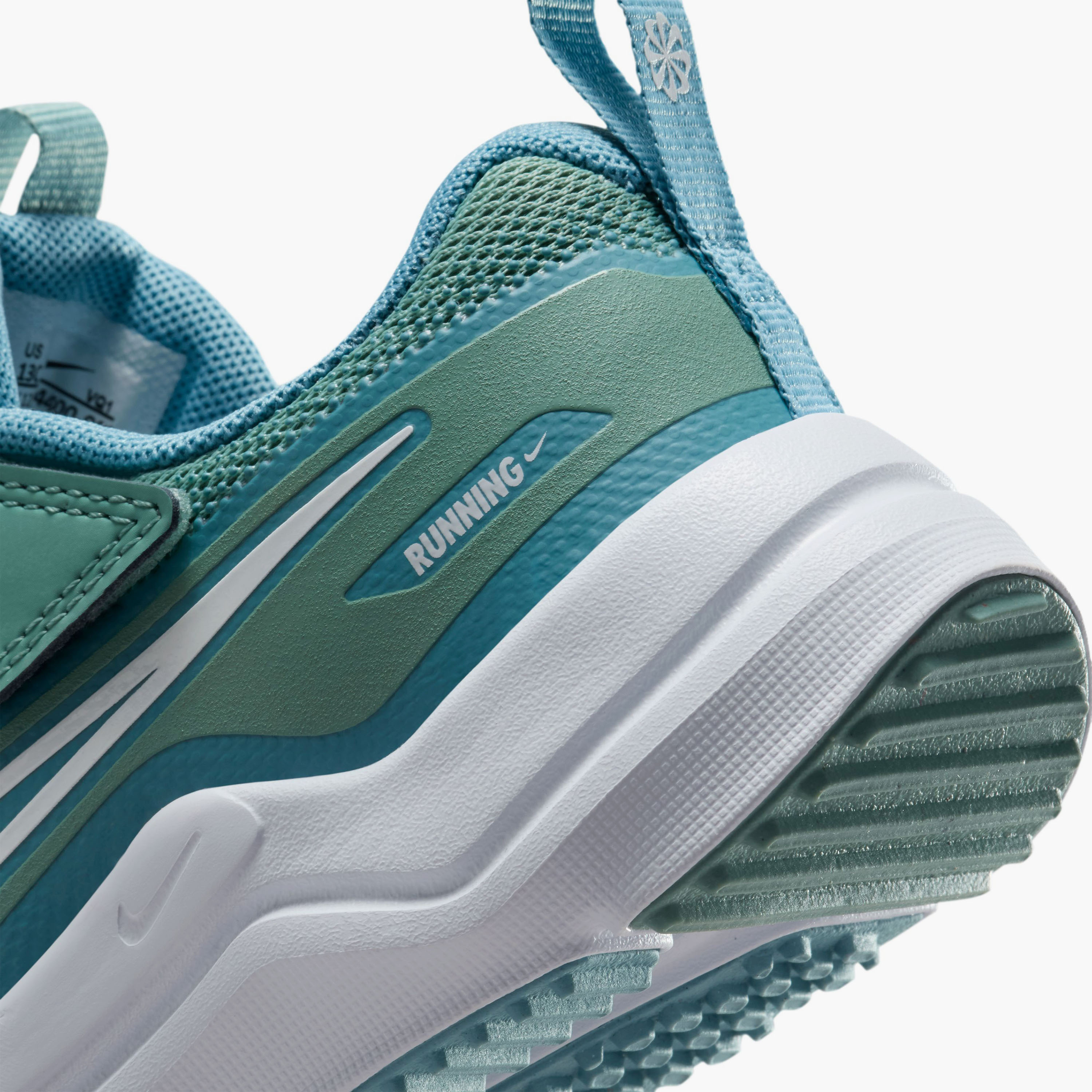 أحذية الجري من نايكي بويز ميستيك فلاي مع رباط NKHM4400 | OE-sports-boys-shoes-image-23