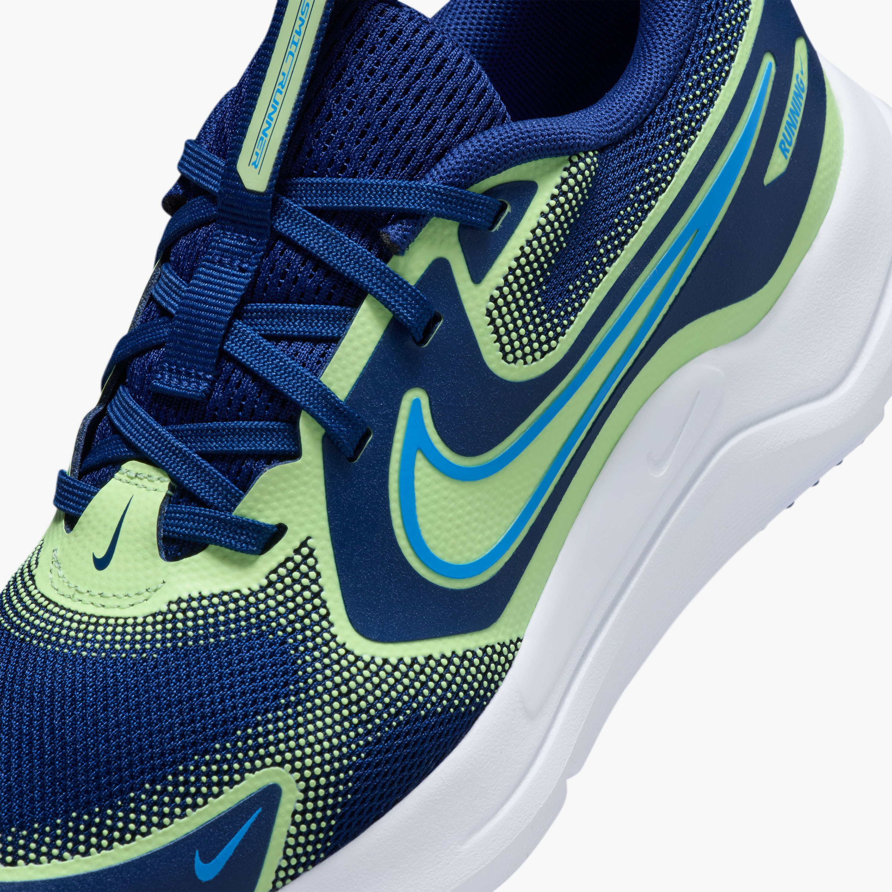 أحذية الجري القابلة للرباط من نايكي بويز كوزميك رانر مع NKHM4402 | OE-sports-boys-shoes-image-17