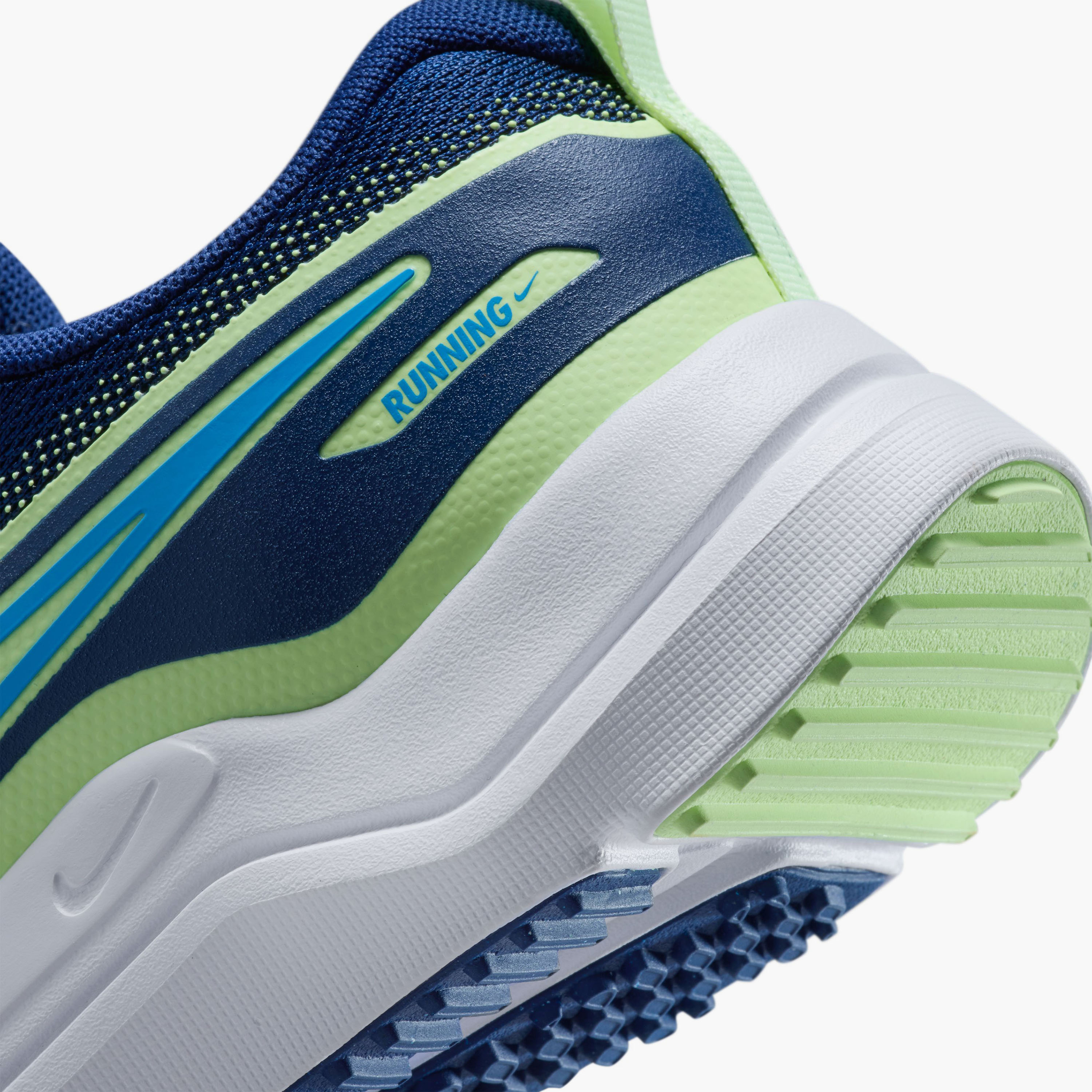 Nike Boys Cosmic Runner Lace-Up Running Shoes NKHM4402 | OE-sports-boys-shoes-image-9
