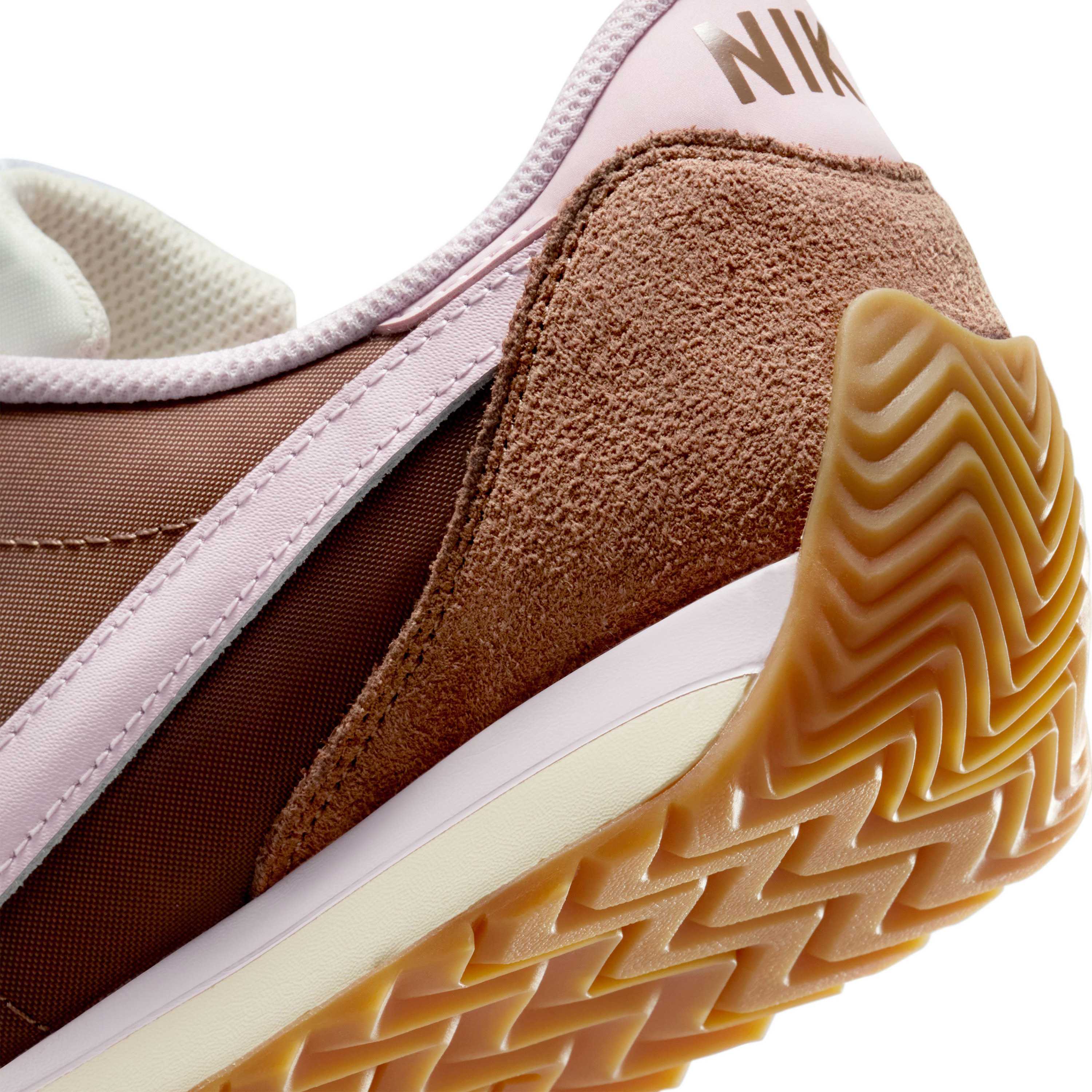 حذاء سنيكرز نسائي نايك Pacific برباط منخفض الكاحل-women-shoes-sneakers-image-13