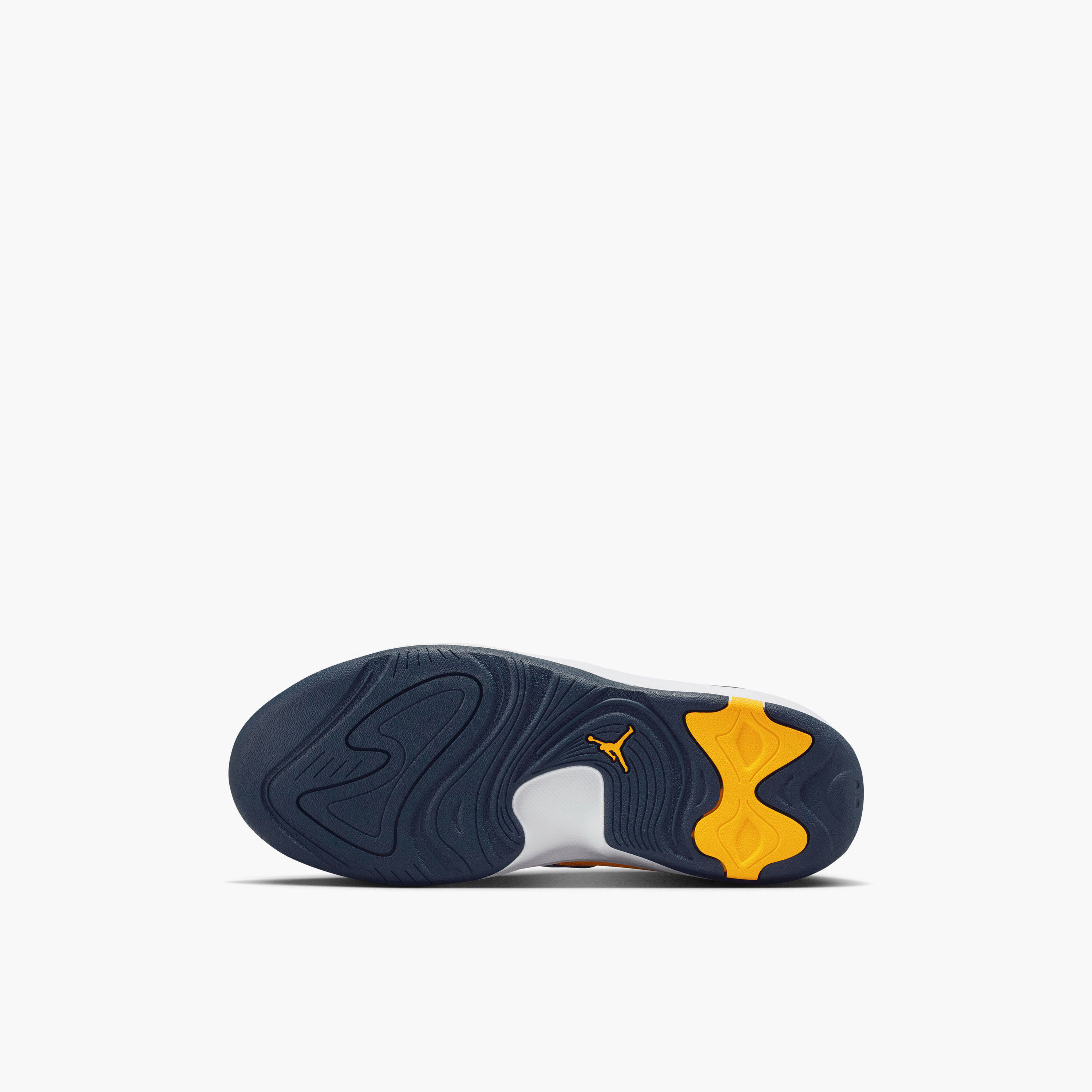 حذاء سنيكرز جوردان Max Aura 7 برباط بارتفاع متوسط-sports-men-shoes-image-12