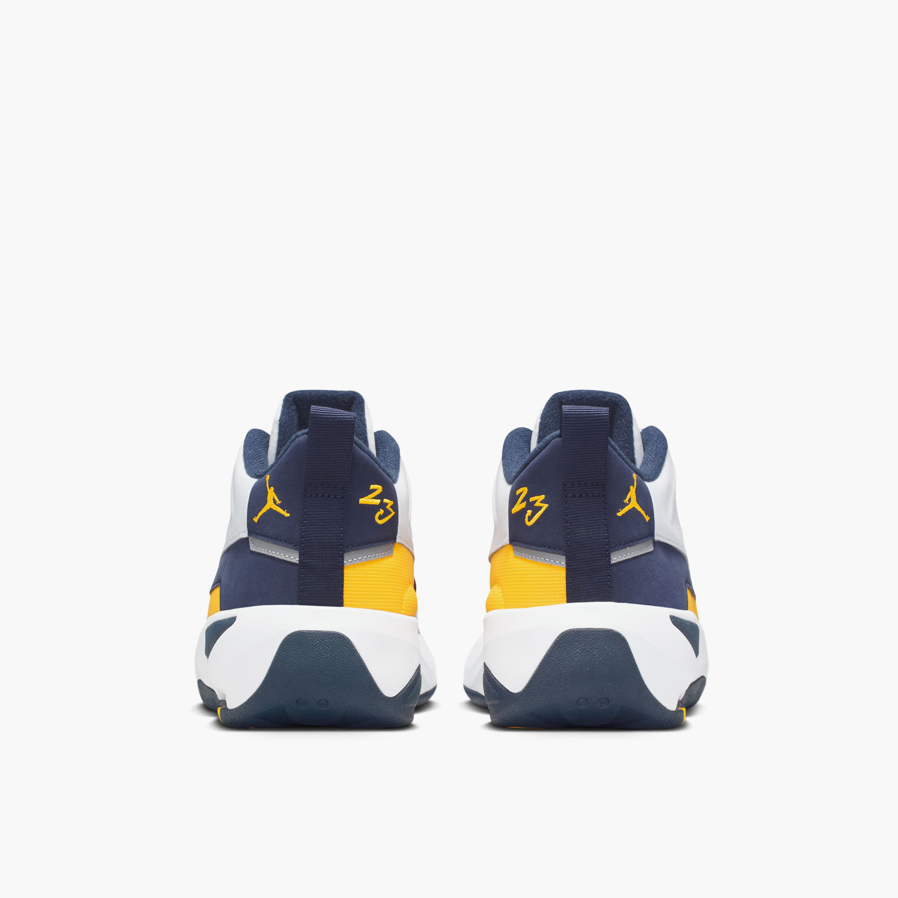 حذاء سنيكرز جوردان Max Aura 7 برباط بارتفاع متوسط-sports-men-shoes-image-14