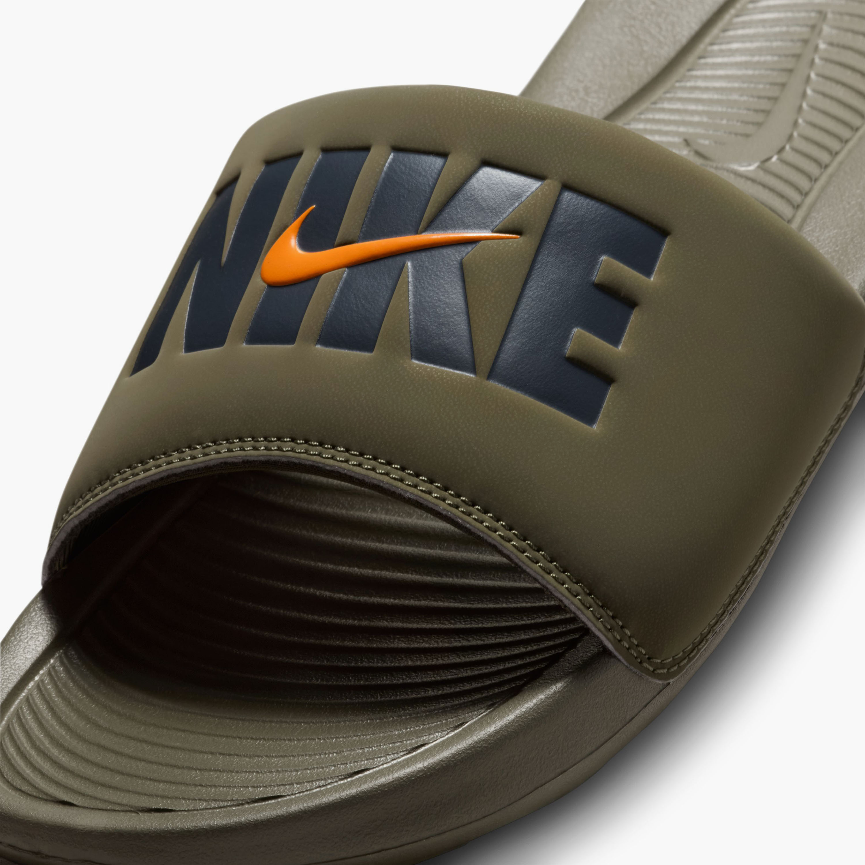 نايكي- حذاء فيكتويري ون سلايد Se سهل الارتداء للرجال NKHQ2124 | OE-men-shoes-flipflopsandslides-image-6