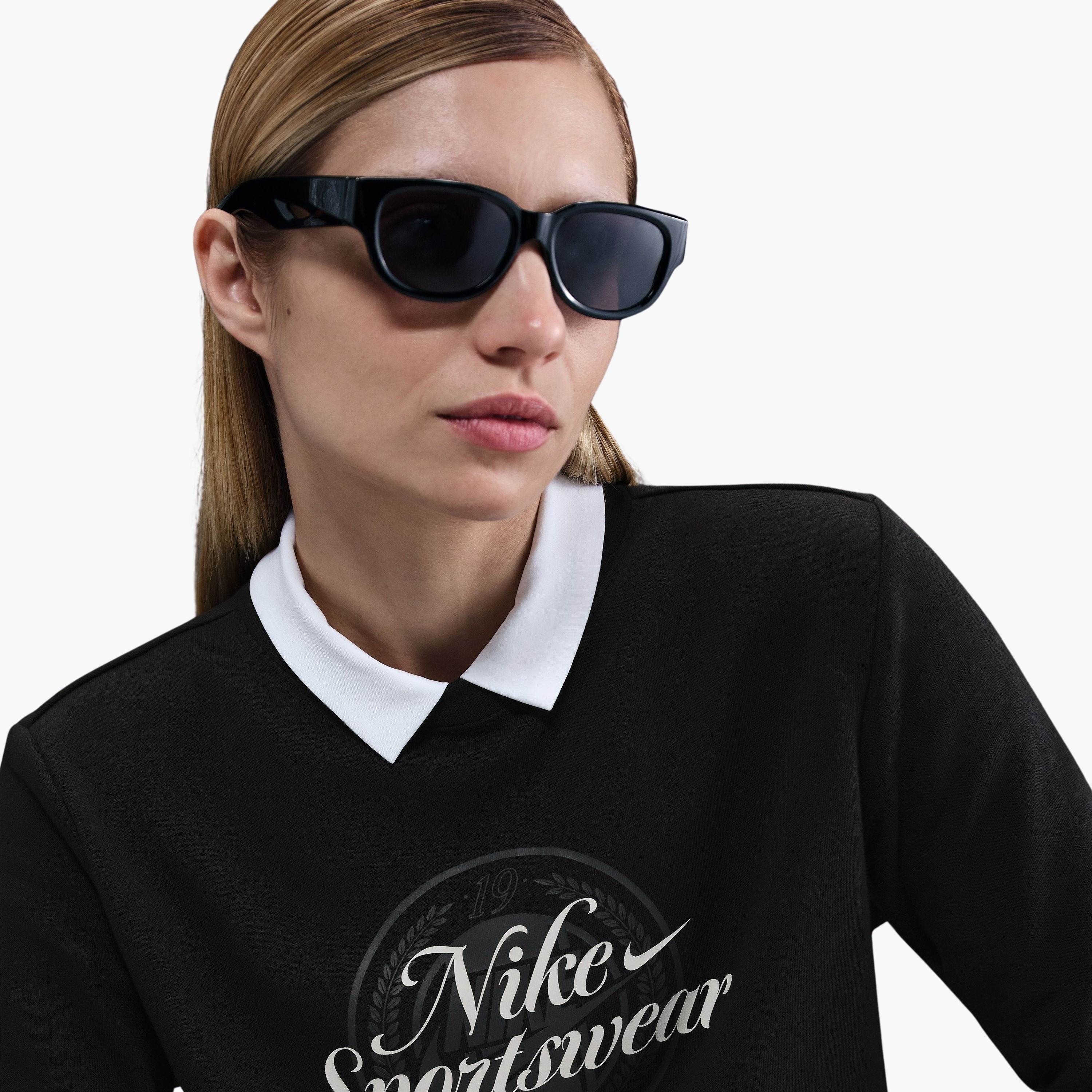 نايكي- سويت شيرت نسائي رياضي كلوب من الصوف برسومات جرافيكية وياقة دائرية NKHV2342 | OE-women-clothing-hoodiesandsweatshirts-sweatshirts-image-6