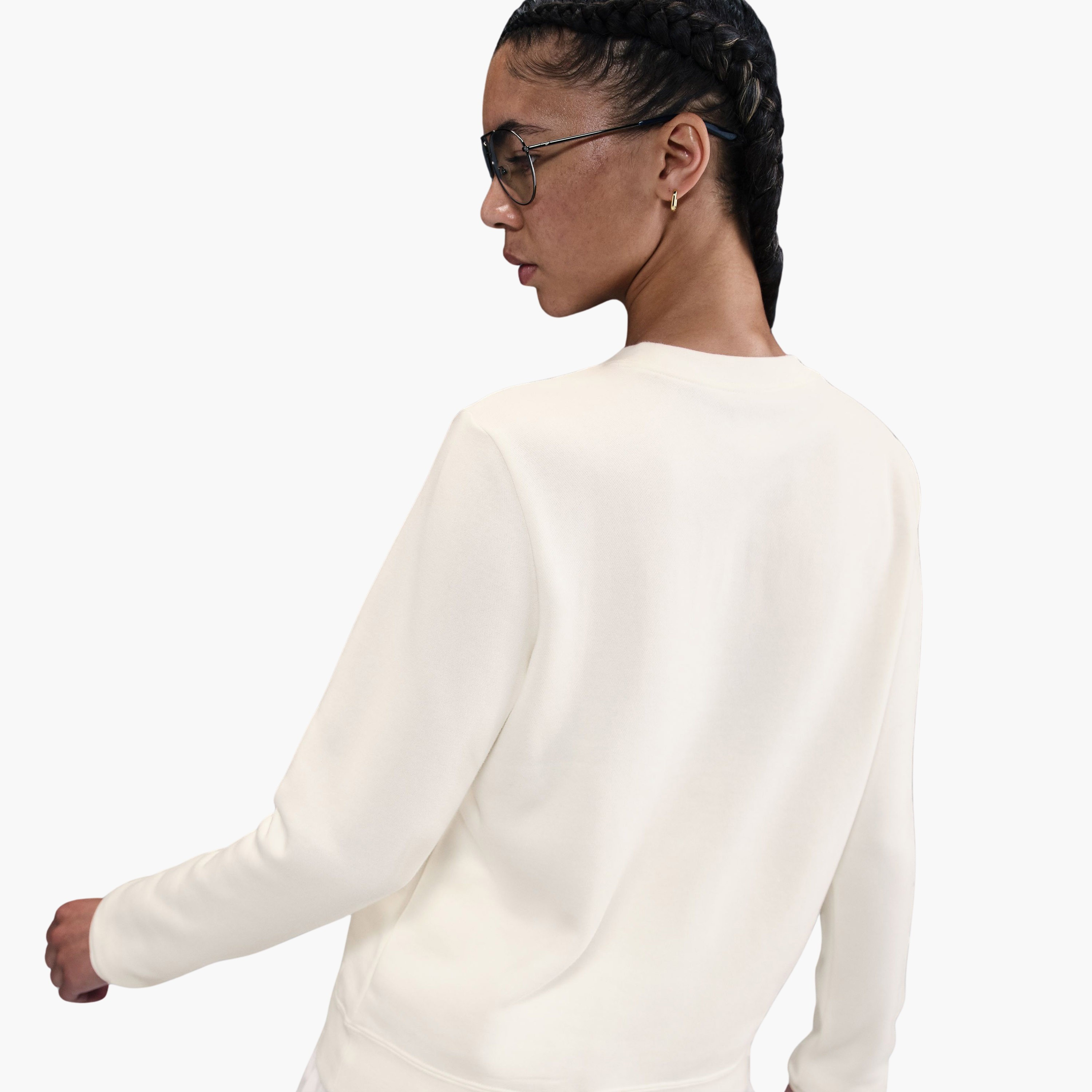 نايكي- سويت شيرت نسائي رياضي كلوب من الصوف برسومات جرافيكية وياقة دائرية NKHV2342 | OE-women-clothing-hoodiesandsweatshirts-sweatshirts-image-5