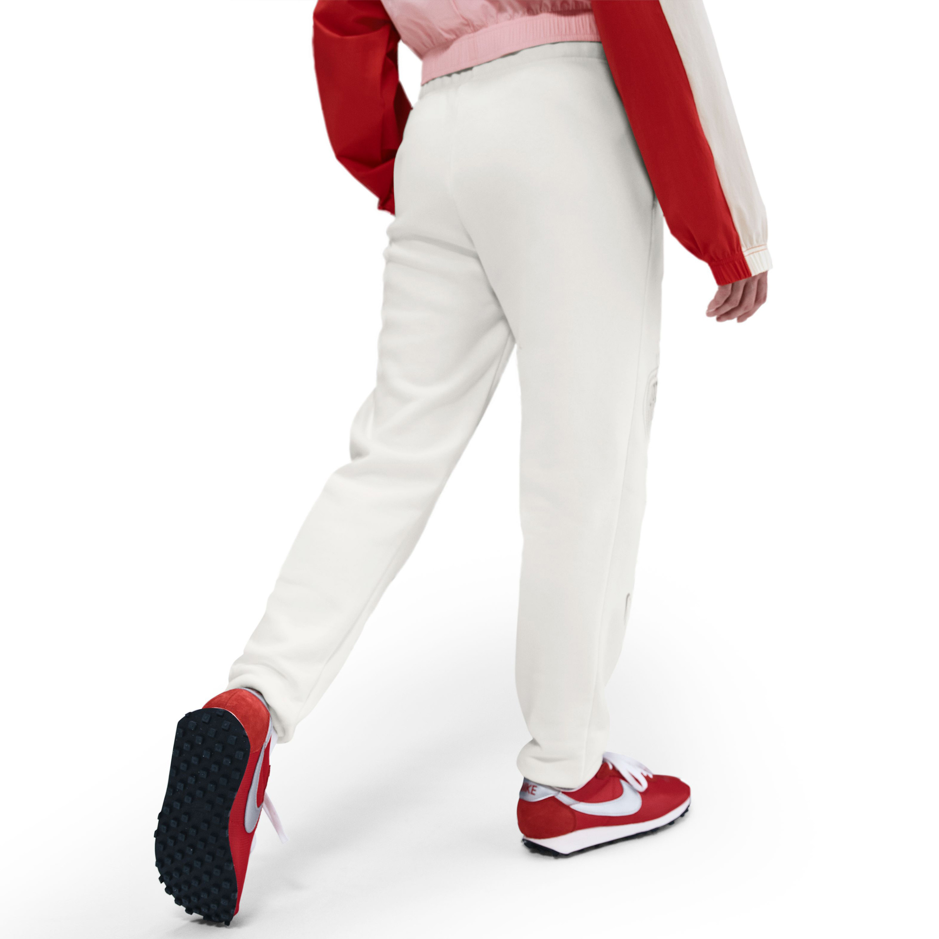 نايكي- بنطال نسائي رياضي كلوب من الصوف برسومات جرافيكية NKHV2346 | OE-women-clothing-bottoms-joggers-image-11