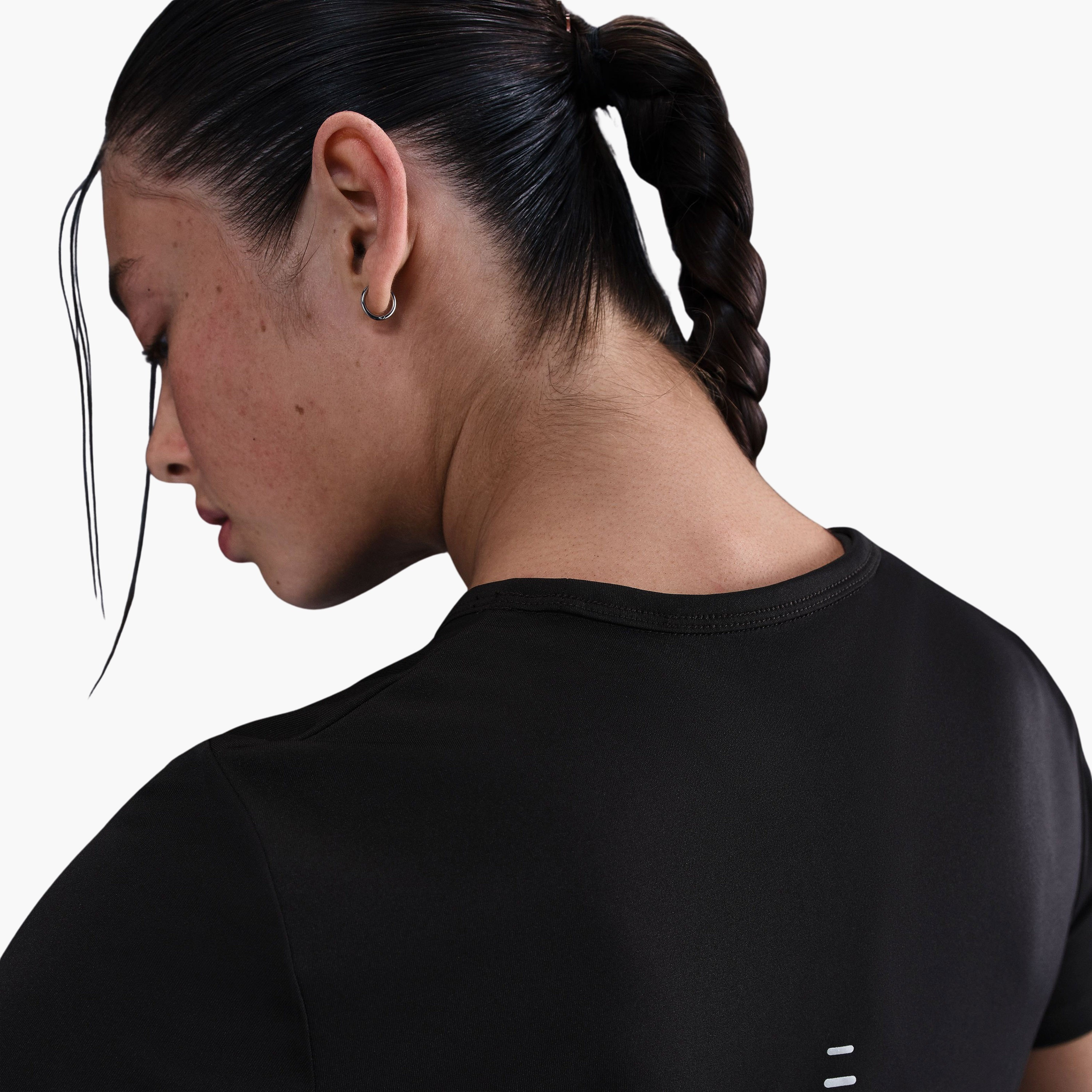 نايكي- بلوزة جري تيمبو سووش دراي-فت نسائية بأكمام قصيرة NKHV2772 | OE-sports-women-clothing-tshirtsandvests-image-5