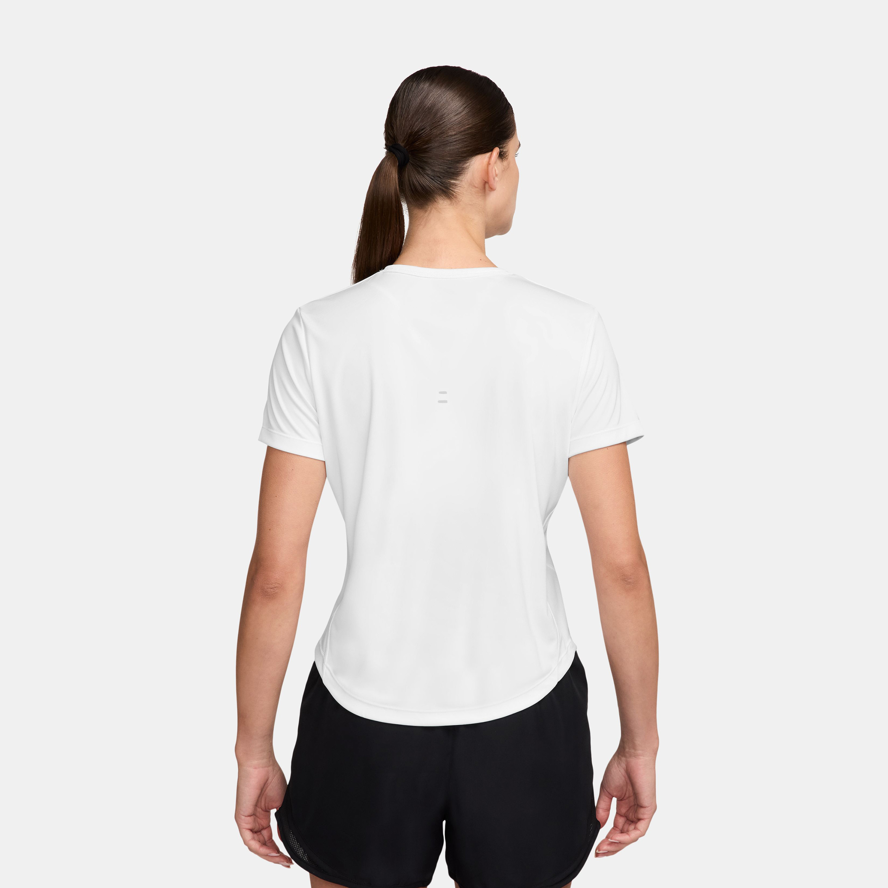 نايكي- بلوزة جري تيمبو سووش دراي-فت نسائية بأكمام قصيرة NKHV2772 | OE-sports-women-clothing-tshirtsandvests-image-11
