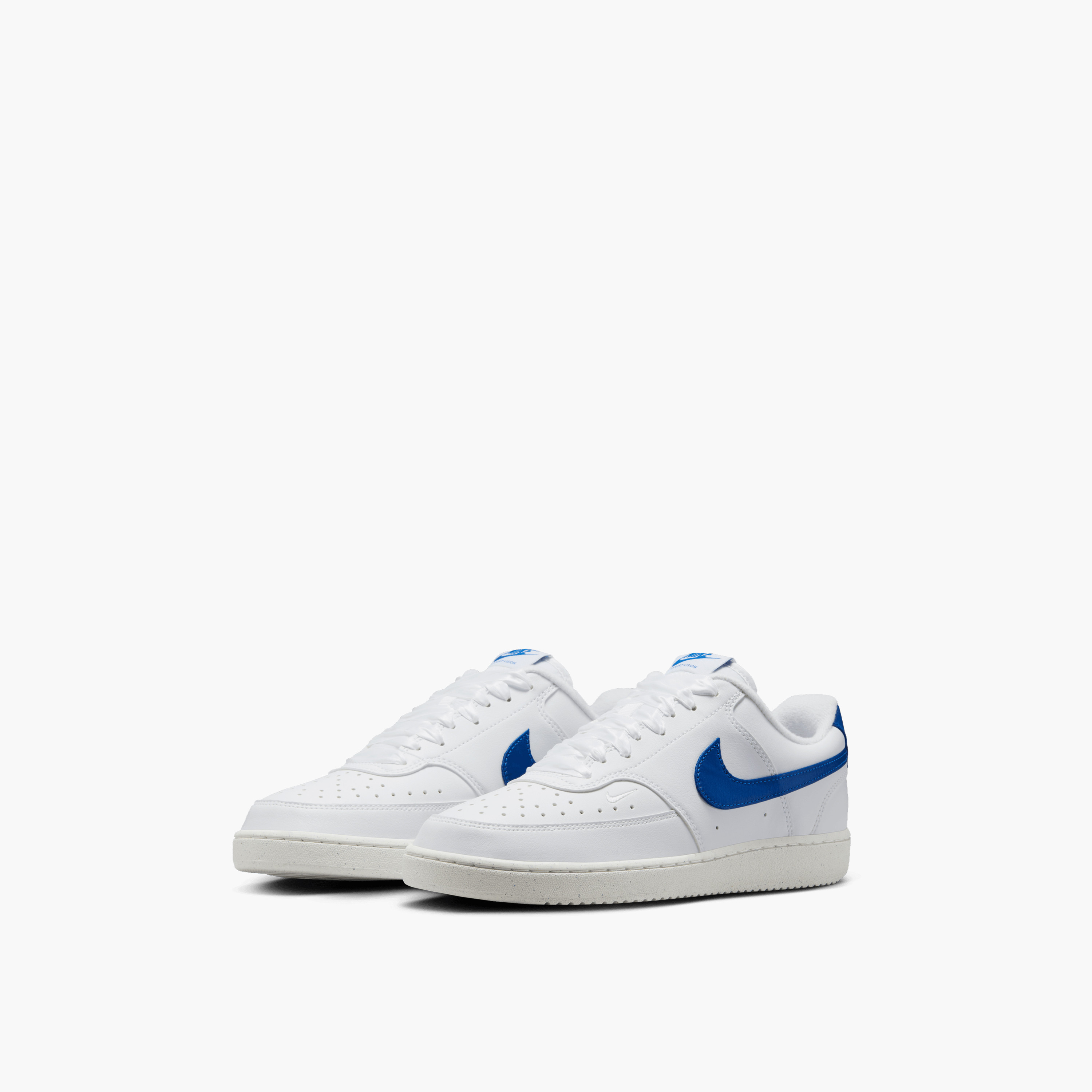 حذاء رياضي نايكي كورت فيجن نكست نيتشر برباط وكاحل منخفض للنساء HV5246 | OE-sports-women-shoes-image-3