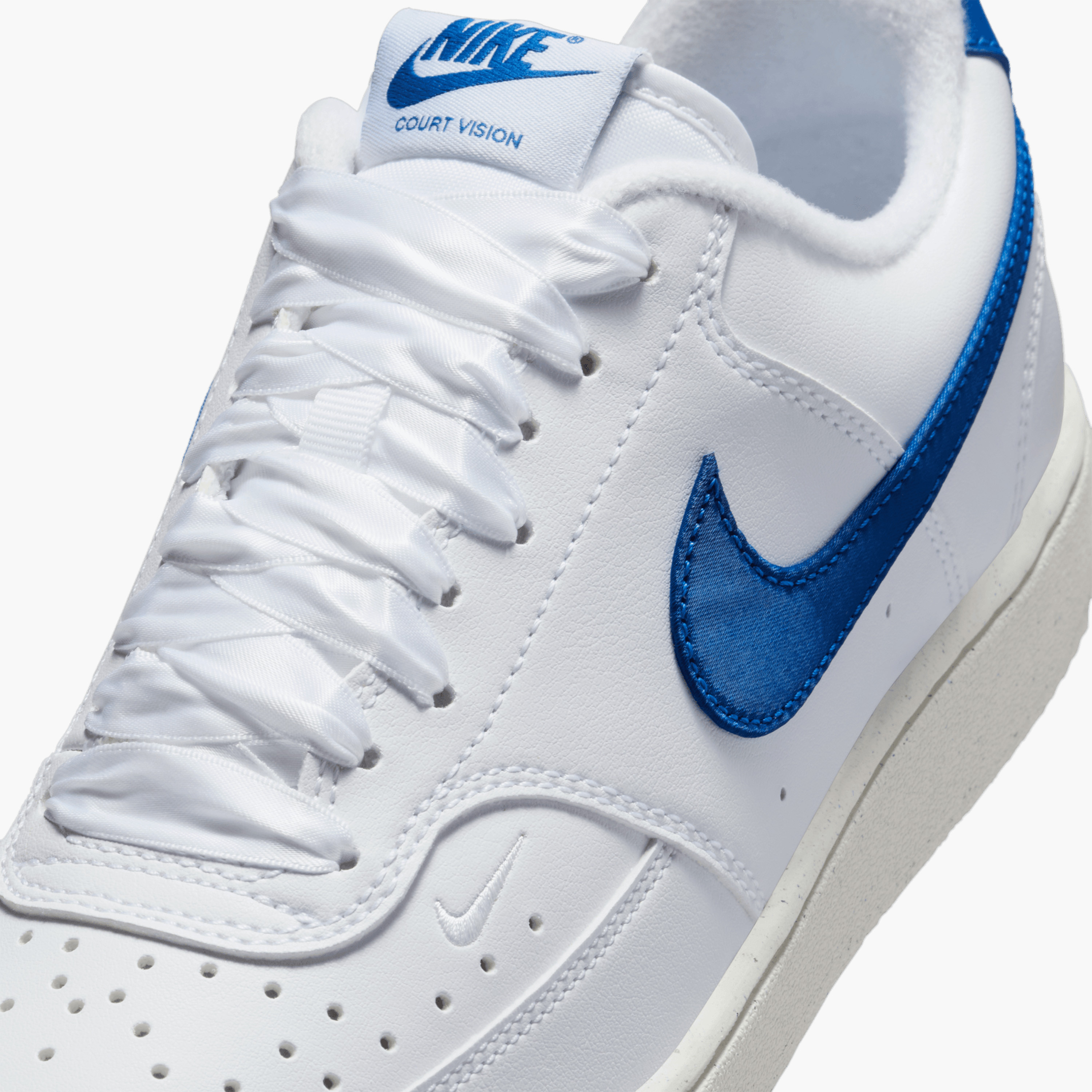 حذاء رياضي نايكي كورت فيجن نكست نيتشر برباط وكاحل منخفض للنساء HV5246 | OE-sports-women-shoes-image-7