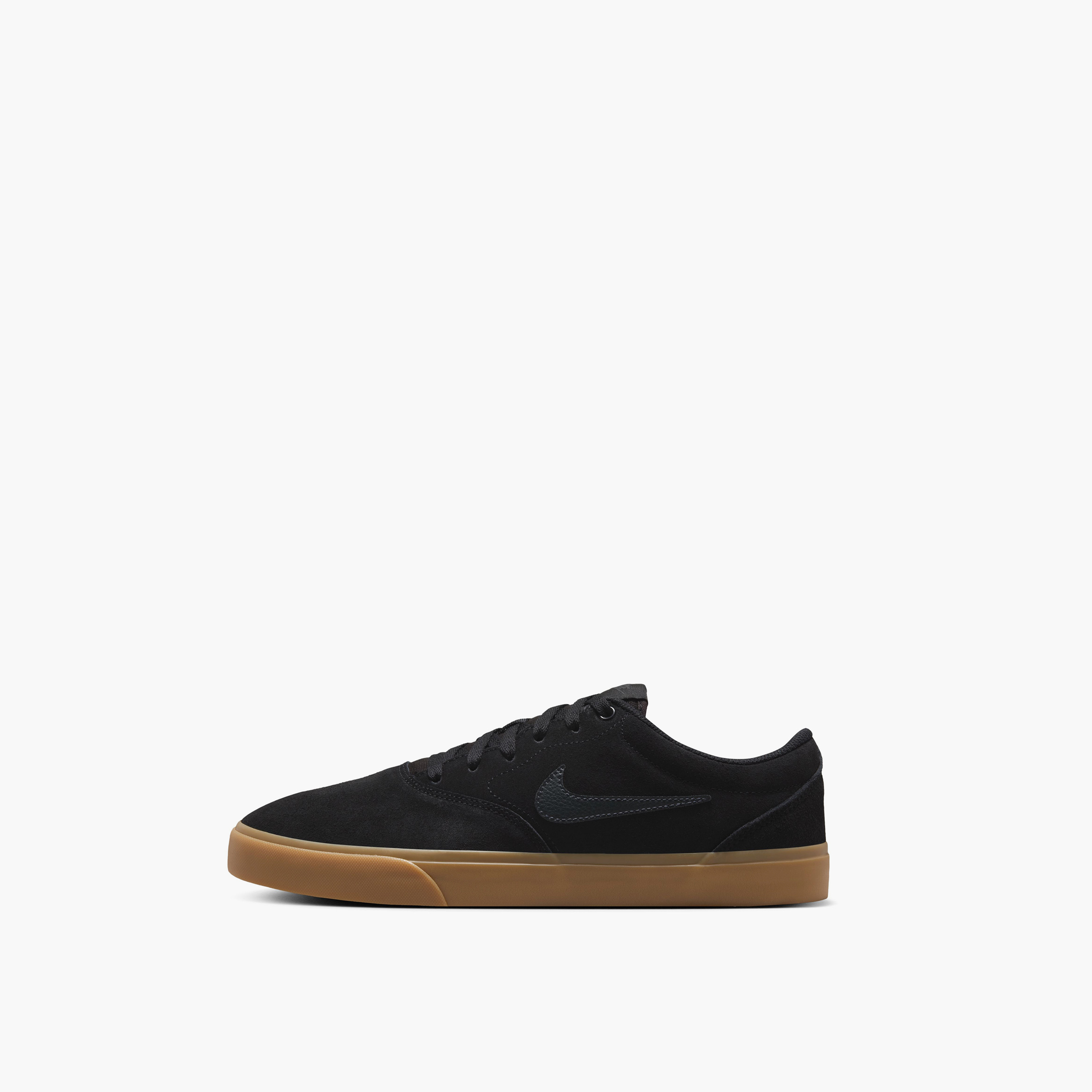 نايكي- حذاء رياضي تشارج سويدي برباط وكاحل منخفض للرجال NKIB2750 | OE-sports-men-shoes-image-1