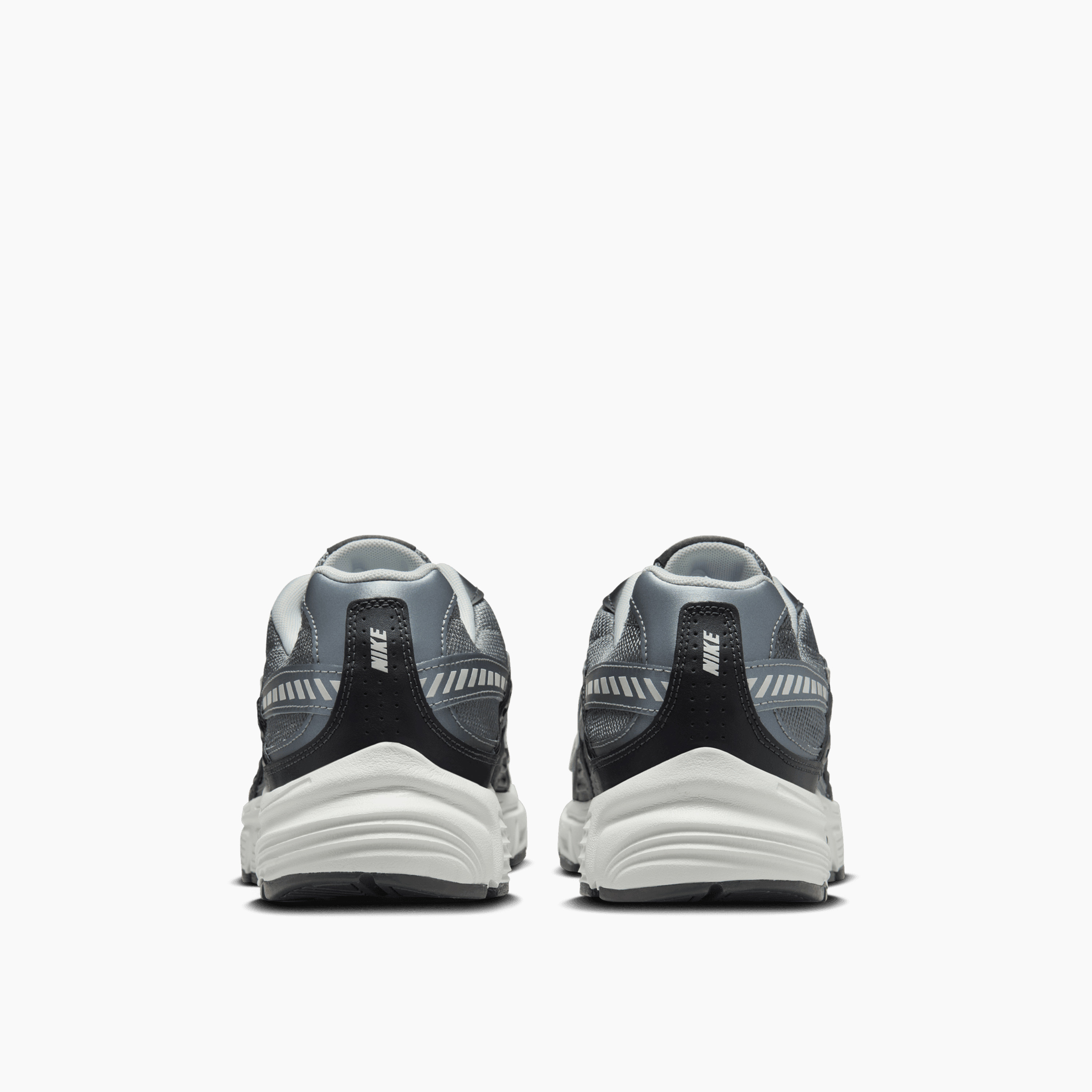 حذاء رياضي نايكي انشيتور Sc برباط وكاحل منخفض للرجال IB3083 | OE-sports-men-shoes-image-5
