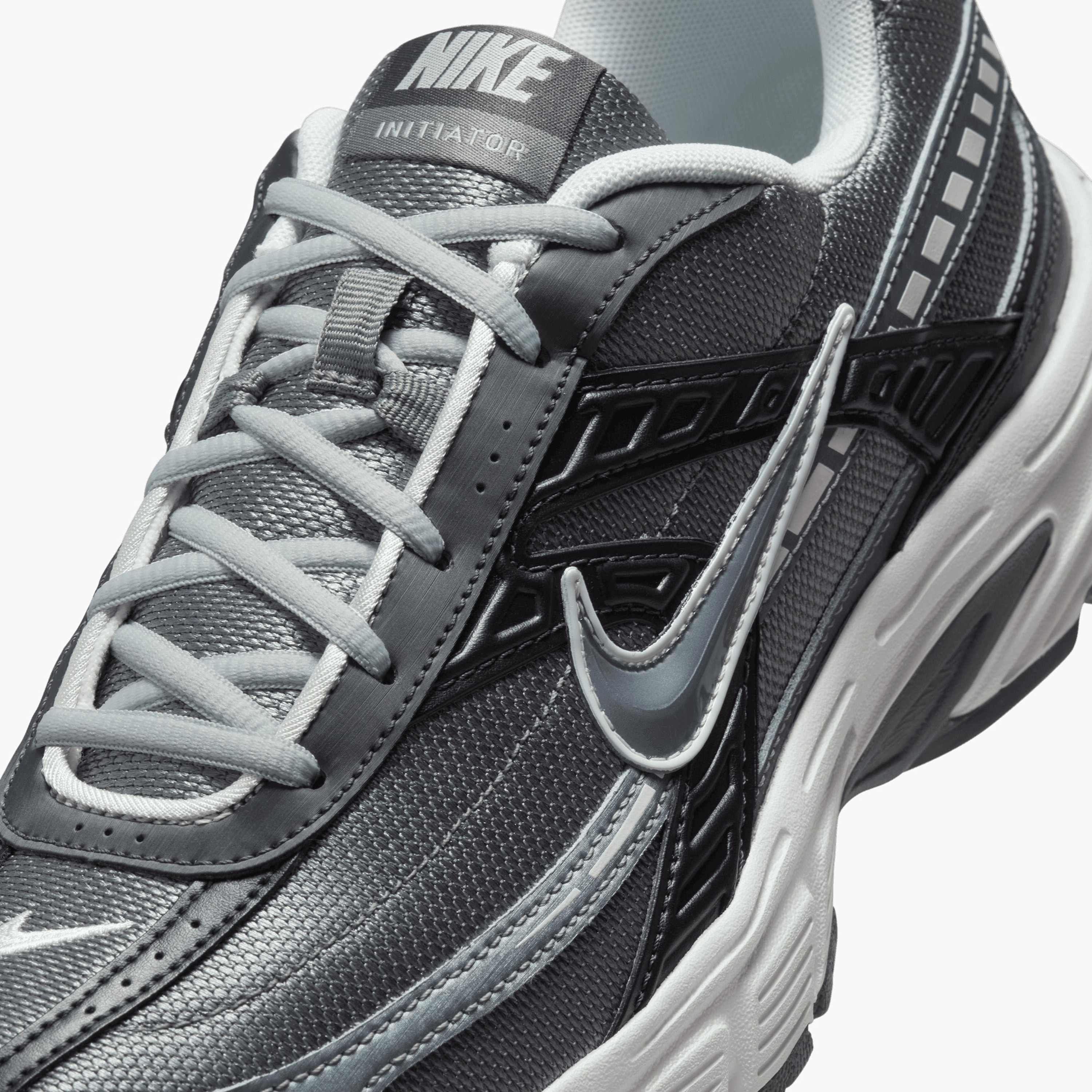 Nike Men's NIKE INITIATOR SC Lace-Up Sports Shoes - NKIB3083-001-men-shoes-sneakers-image-6