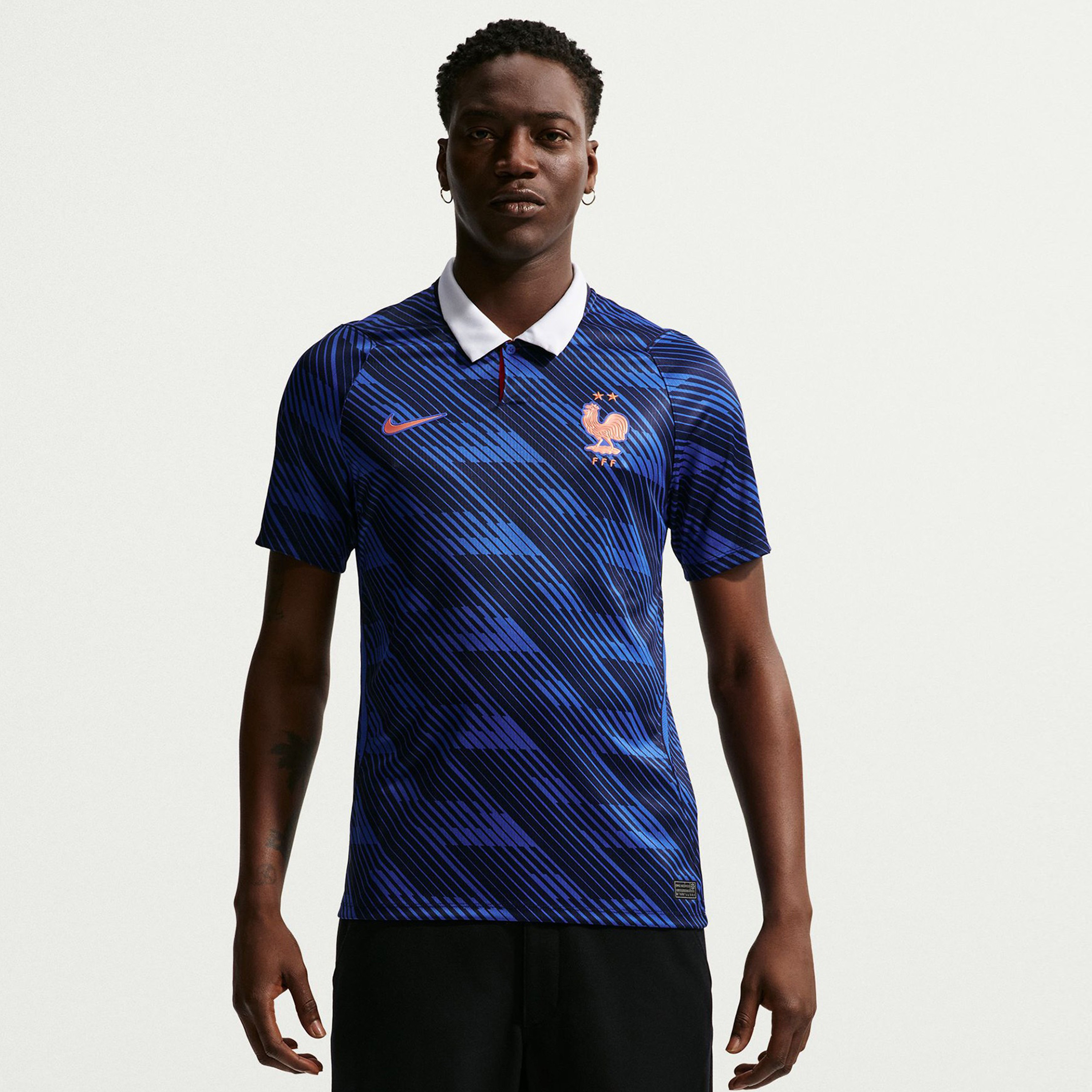 Nike Men France 26 Home FIFA World Cup Jersey-men-clothing-sportswearandactivewear-tshirtsandpolos-image-1