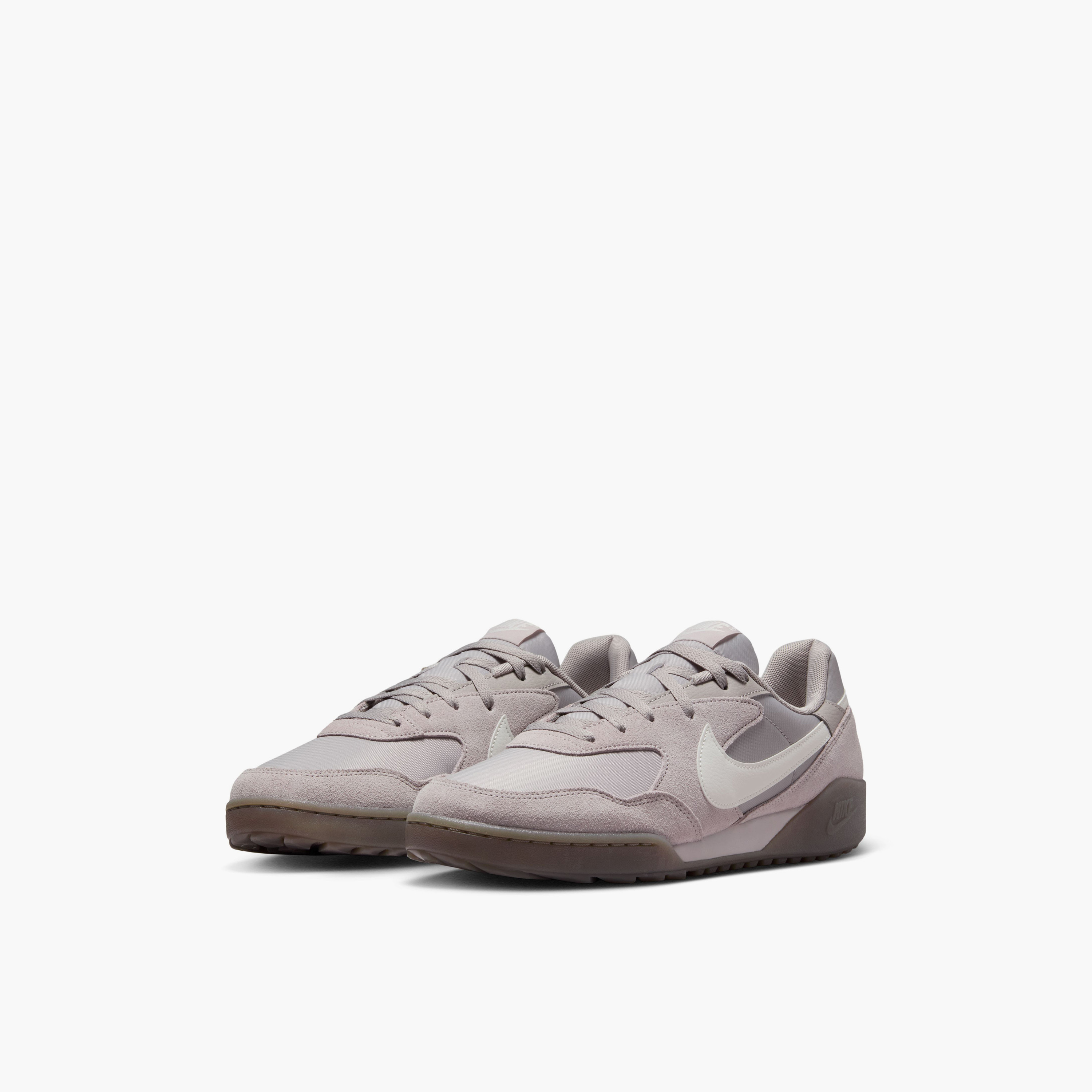 Nike Men Terra Manta Suede Lace-Up Low Ankle Sneakers-sports-men-shoes-image-3