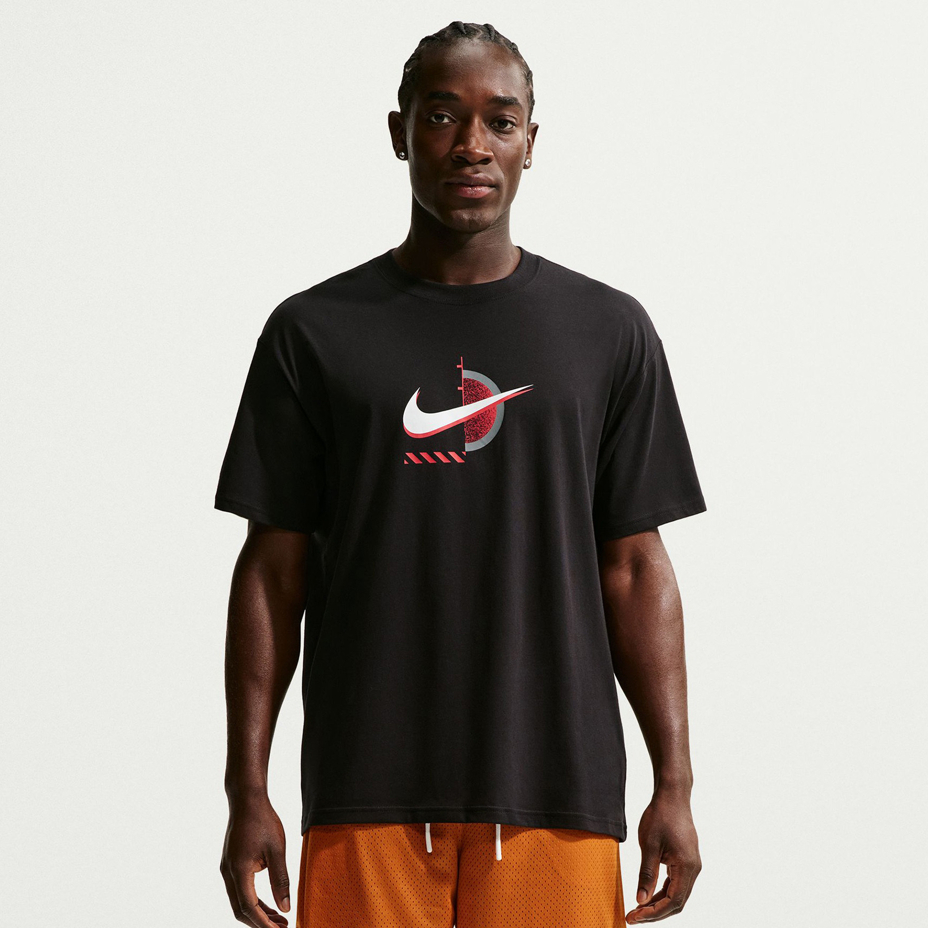 تيشيرت نايك رجالي Club F1 بأكمام قصيرة-men-clothing-sportswearandactivewear-tshirtsandpolos-image-1