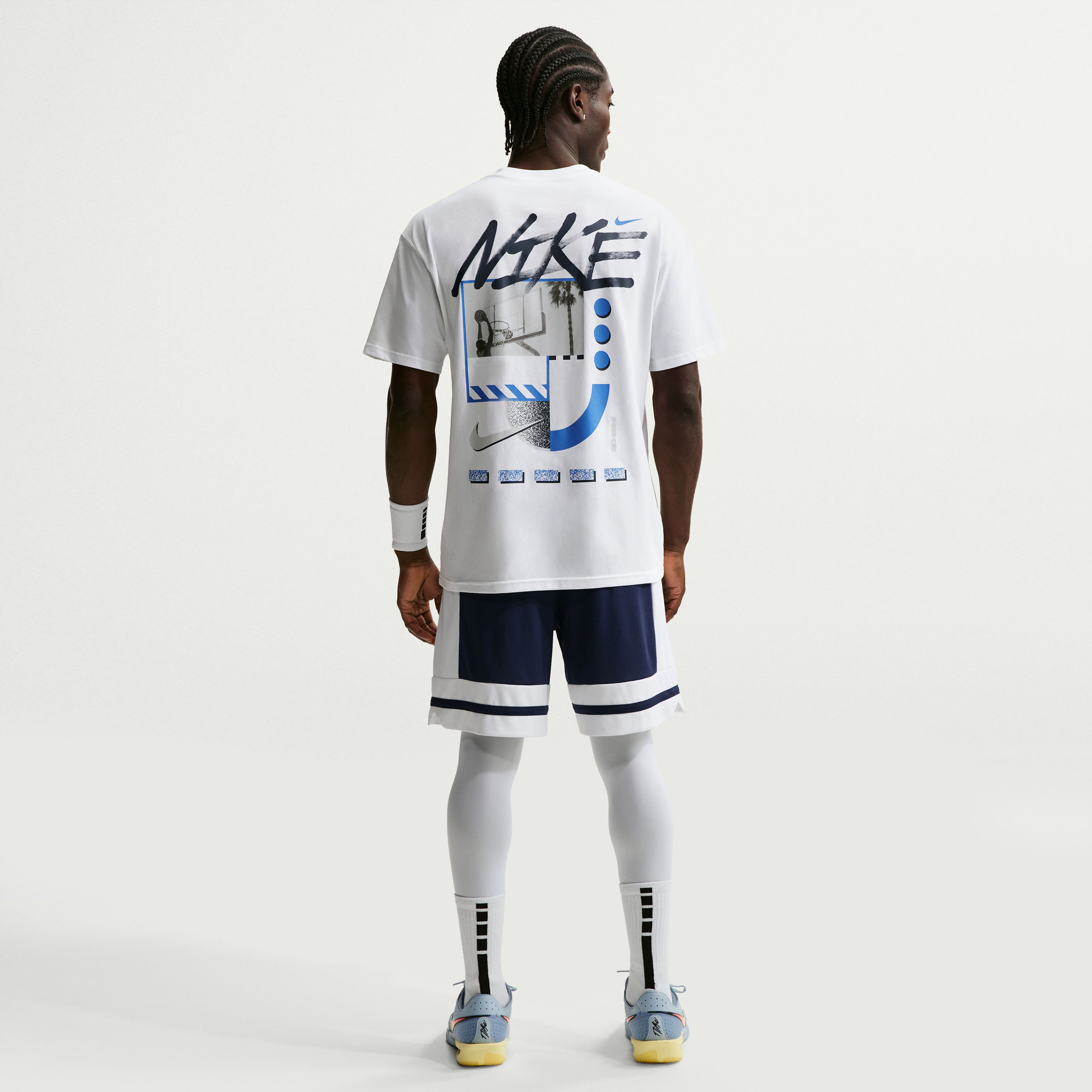 تيشيرت نايك رجالي Club F1 بأكمام قصيرة-men-clothing-sportswearandactivewear-tshirtsandpolos-image-11