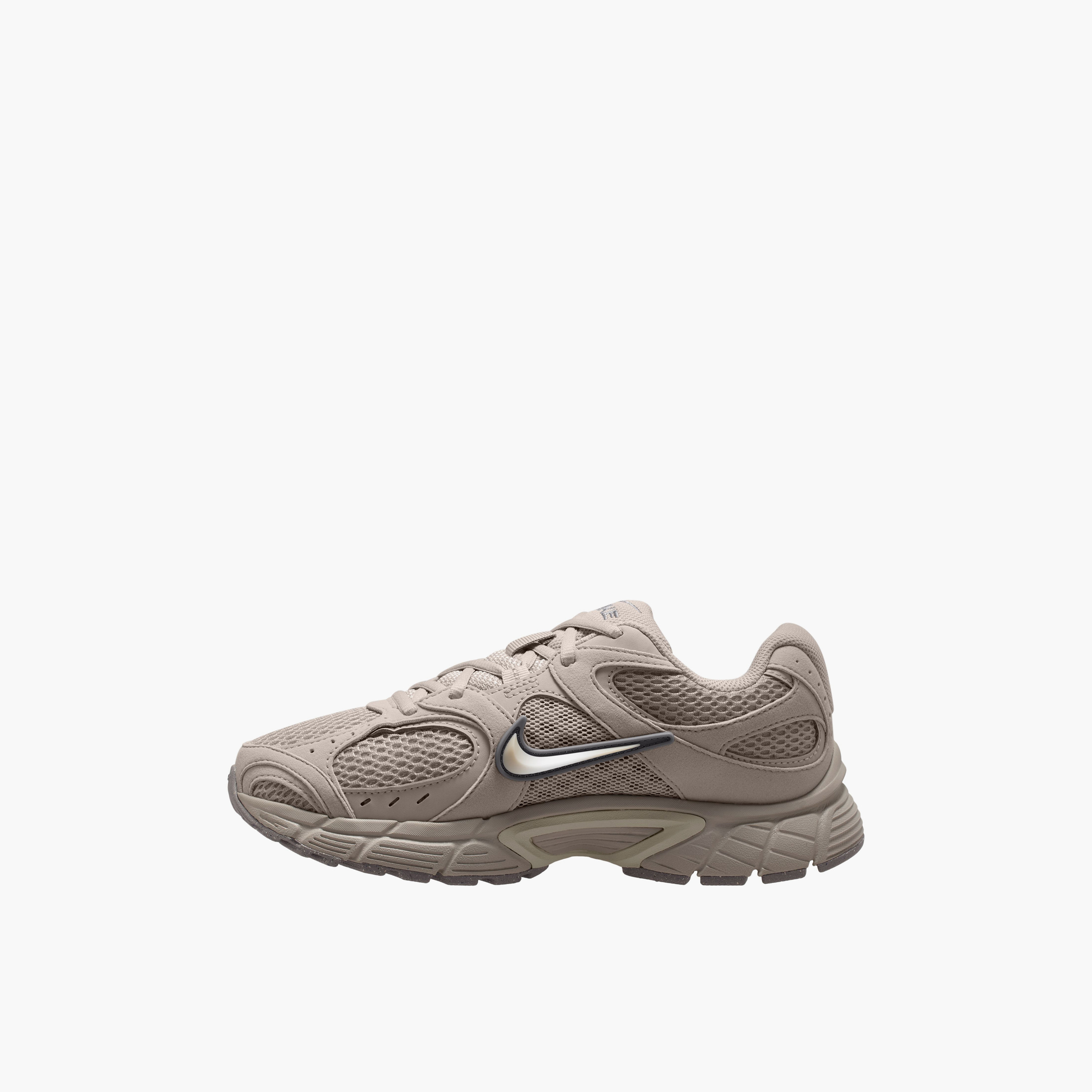حذاء سنيكرز نسائي نايك V5 RNR Suede برباط منخفض الكاحل-sports-women-shoes-image-1