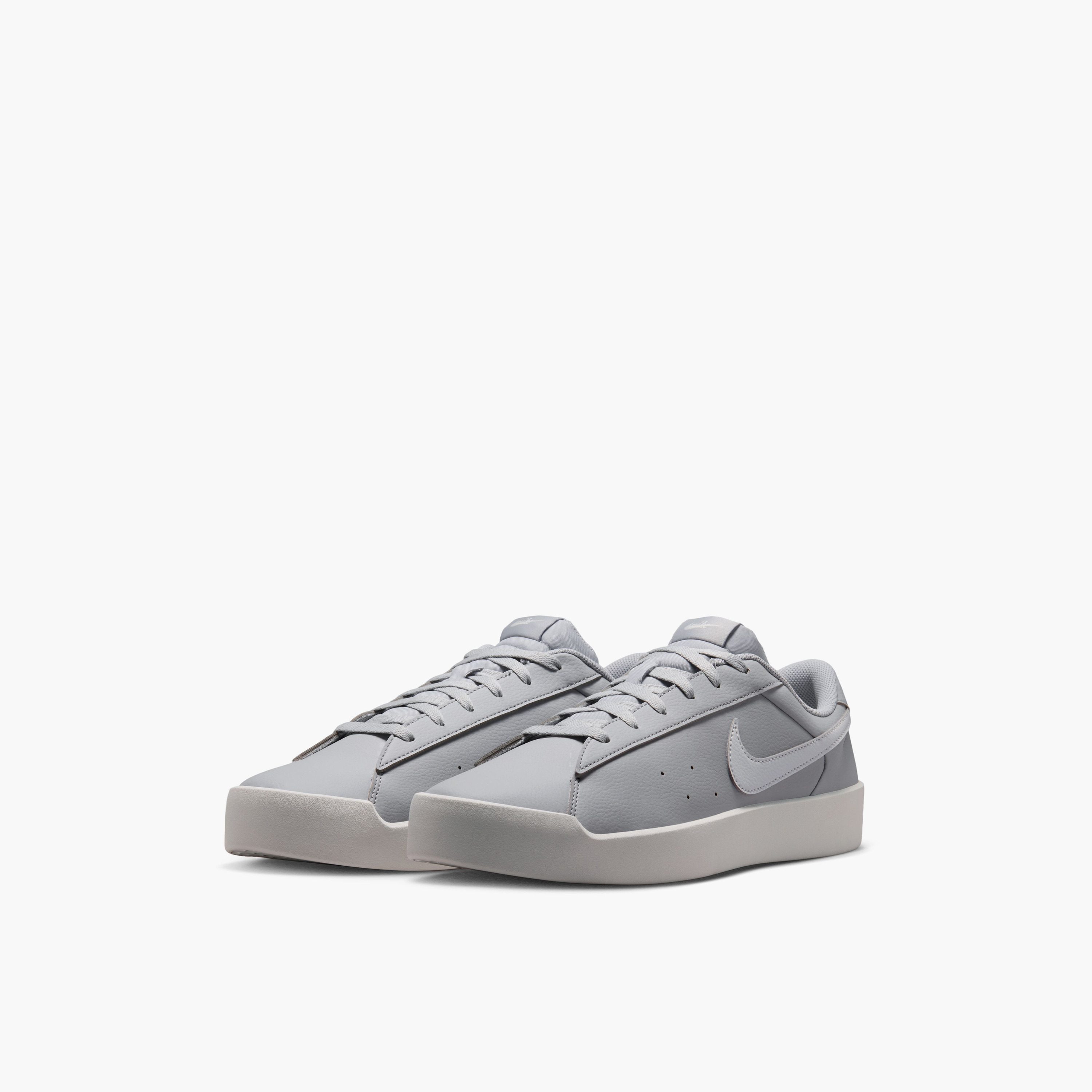 Nike Men's COURT HERITAGE SL Lace-Up Low-Ankle Sneakers-sports-men-shoes-image-3