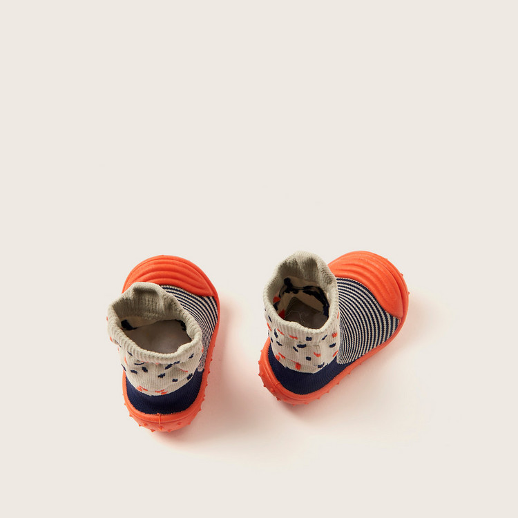 Juniors Striped Booties with Cat Print