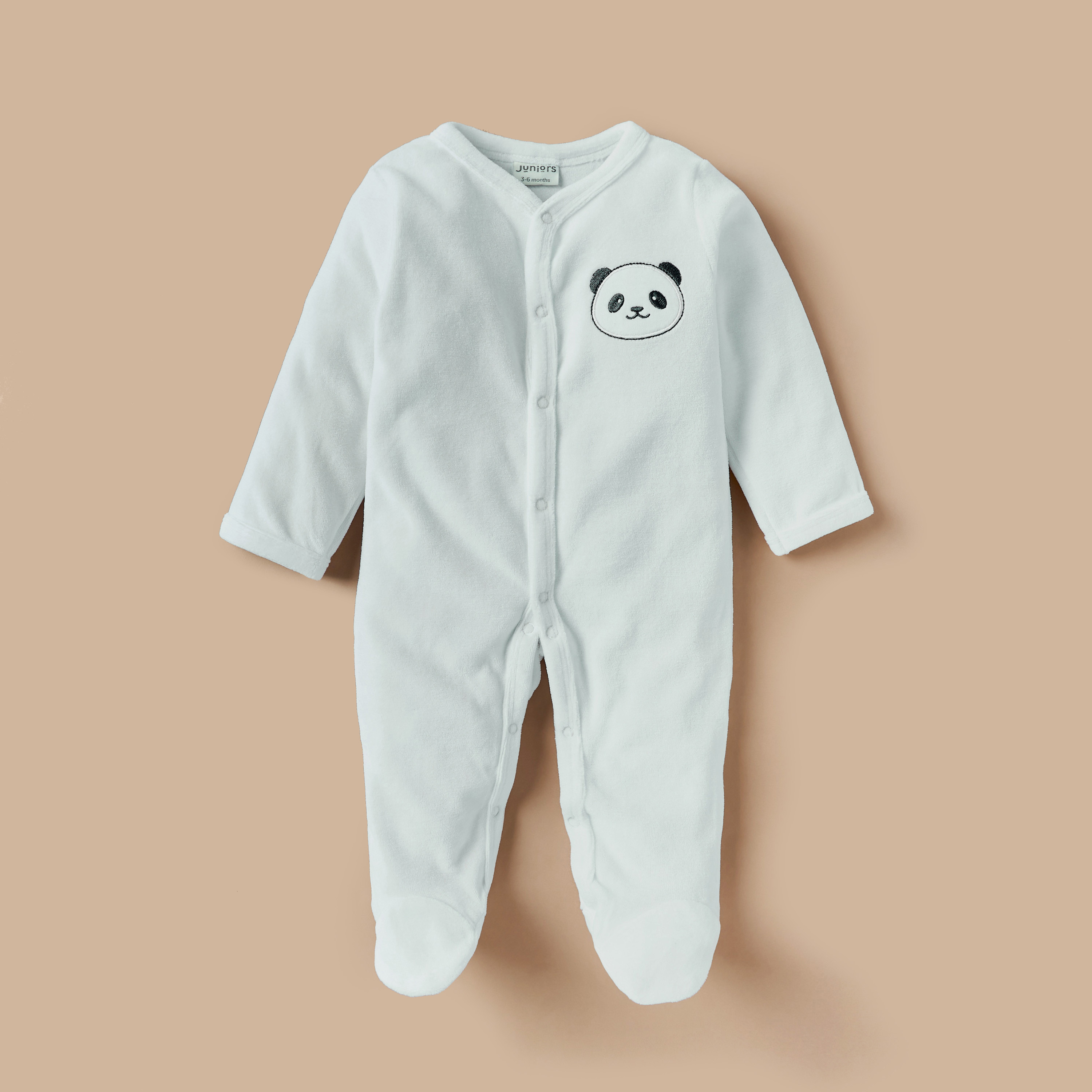 بدلة نوم مغلقة القدمين بأزرار إغلاق وزخارف باندا من جونيورز-baby-girls-clothing-nightwear-sleepsuits-image-1