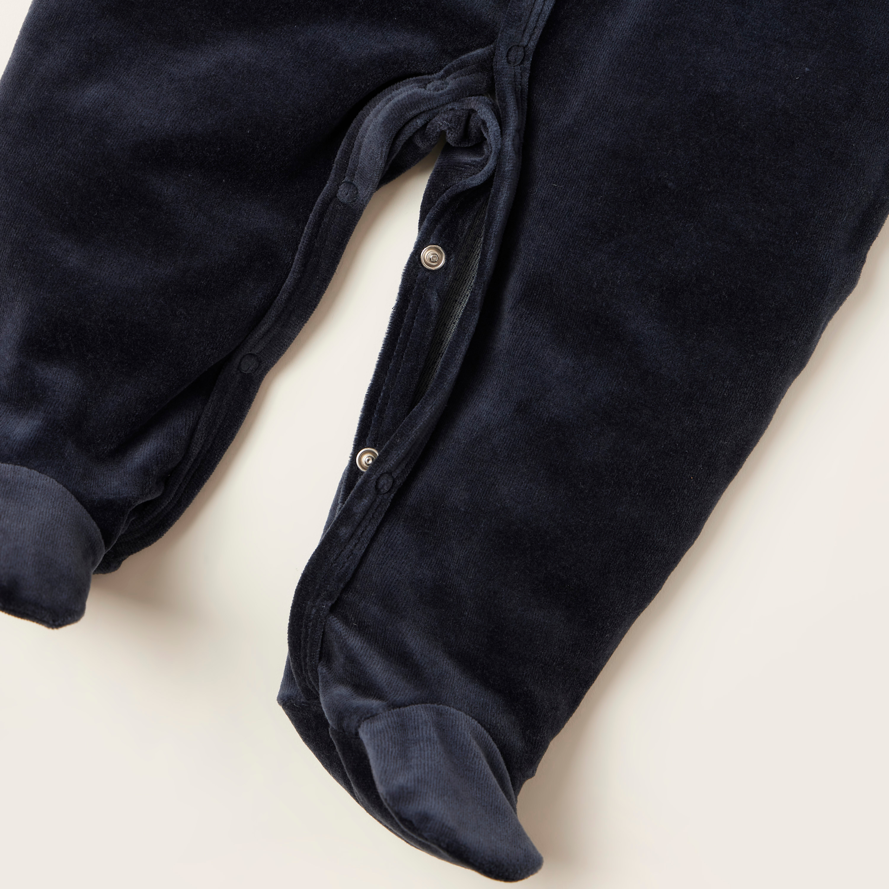 طقم نوم مغلقة القدمين بأكمام طويلة وتطريز باندا من جونيورز-baby-girls-clothing-nightwear-sleepsuits-image-3