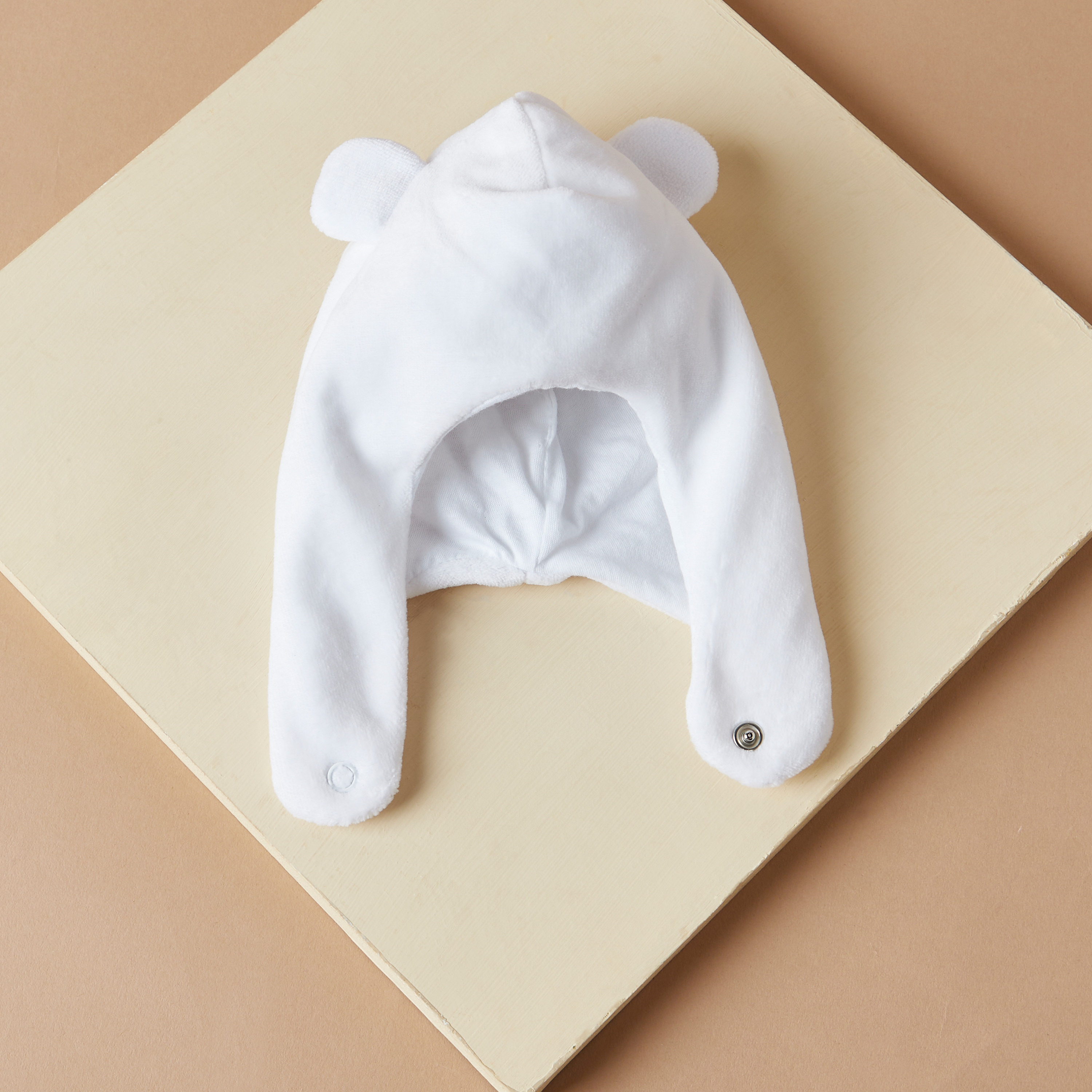 قبعة سادة بغطاء للأذن وزر إغلاق كباس من جونيورز-baby-boys-accessories-caps-image-2
