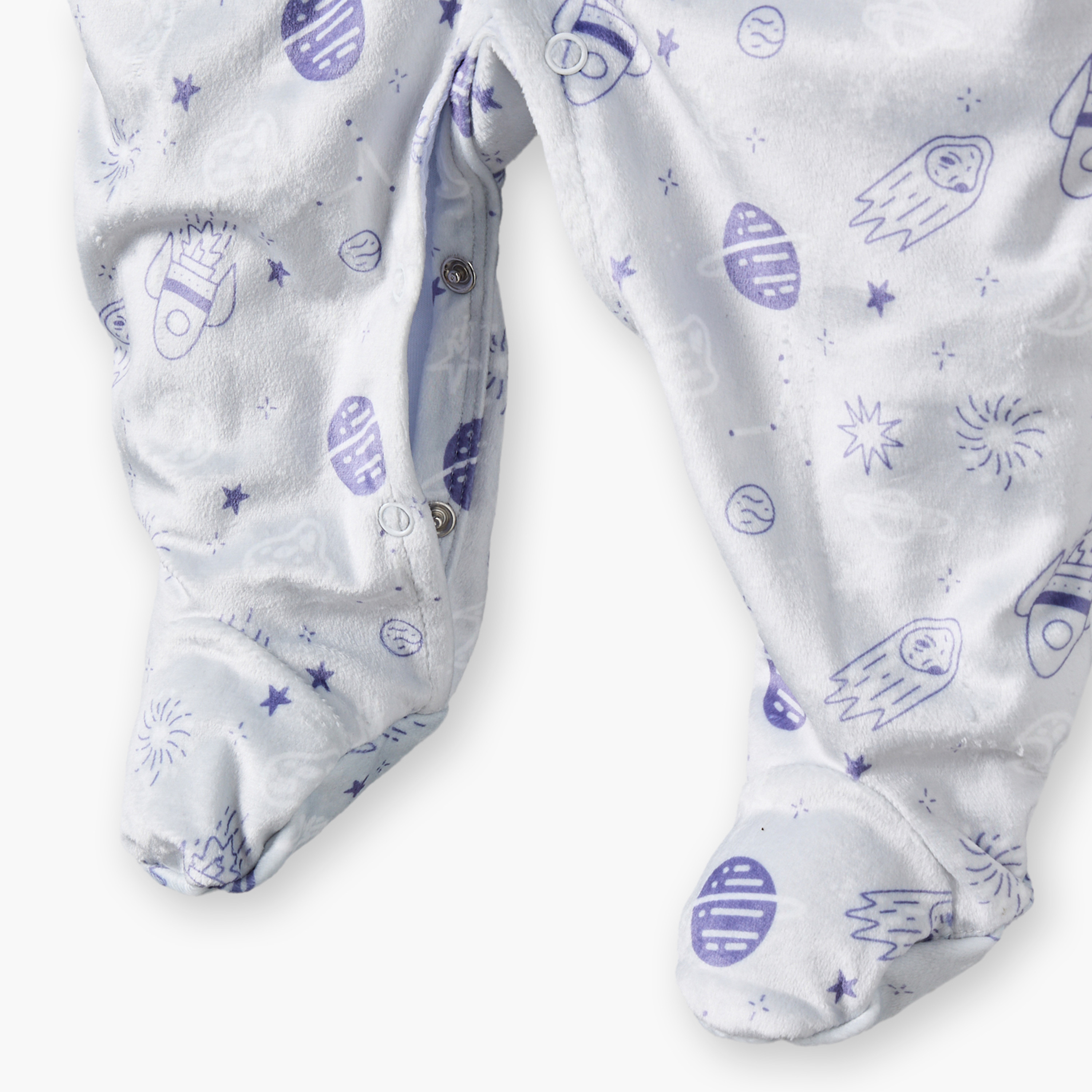 بدلة نوم بأكمام طويلة وياقة ضيقة وطبعات من جونيورز-baby-boys-clothing-nightwear-sleepsuits-image-4