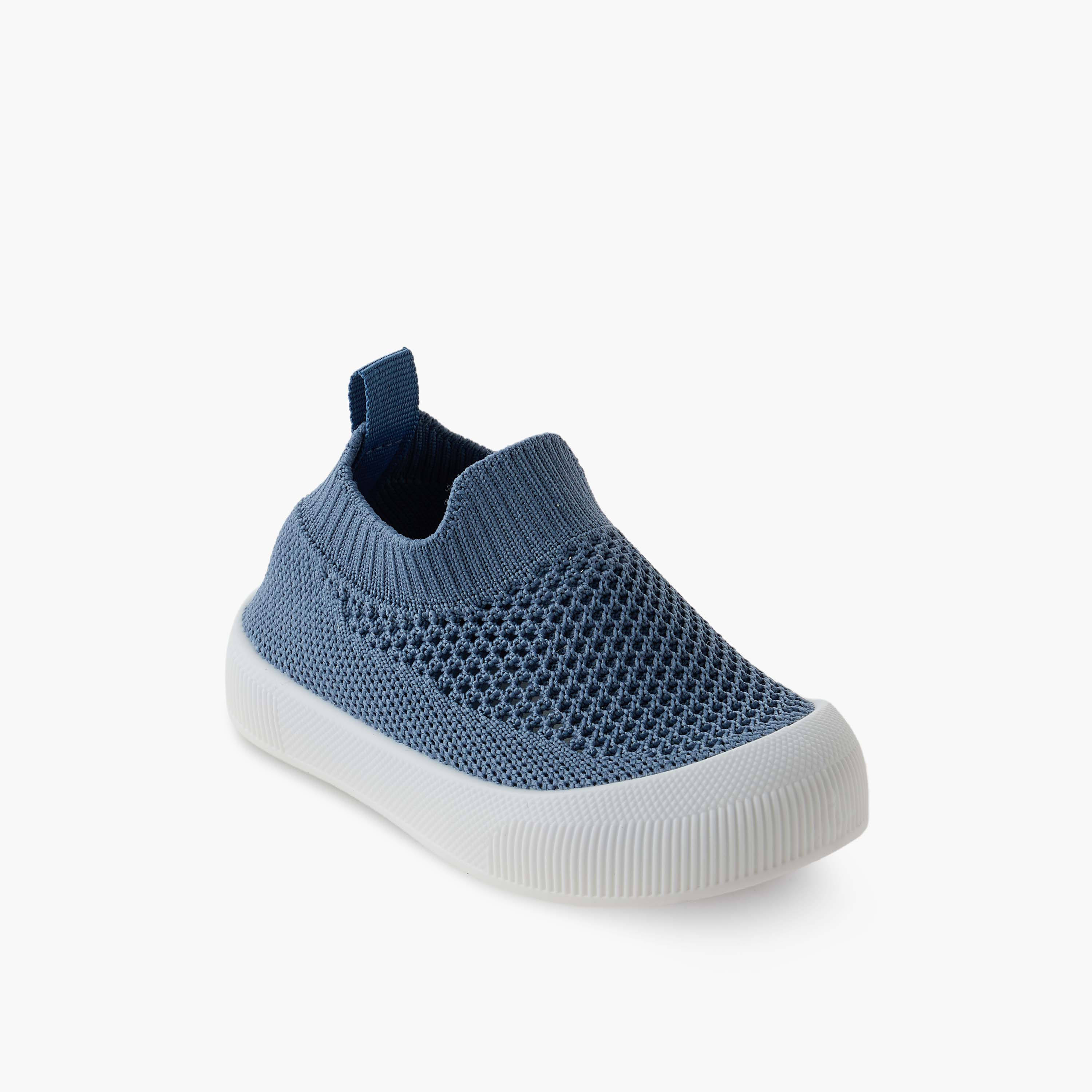 بوت سهل الارتداء بتصميم مثقب من جونيورز-baby-boys-shoes-booties-image-2