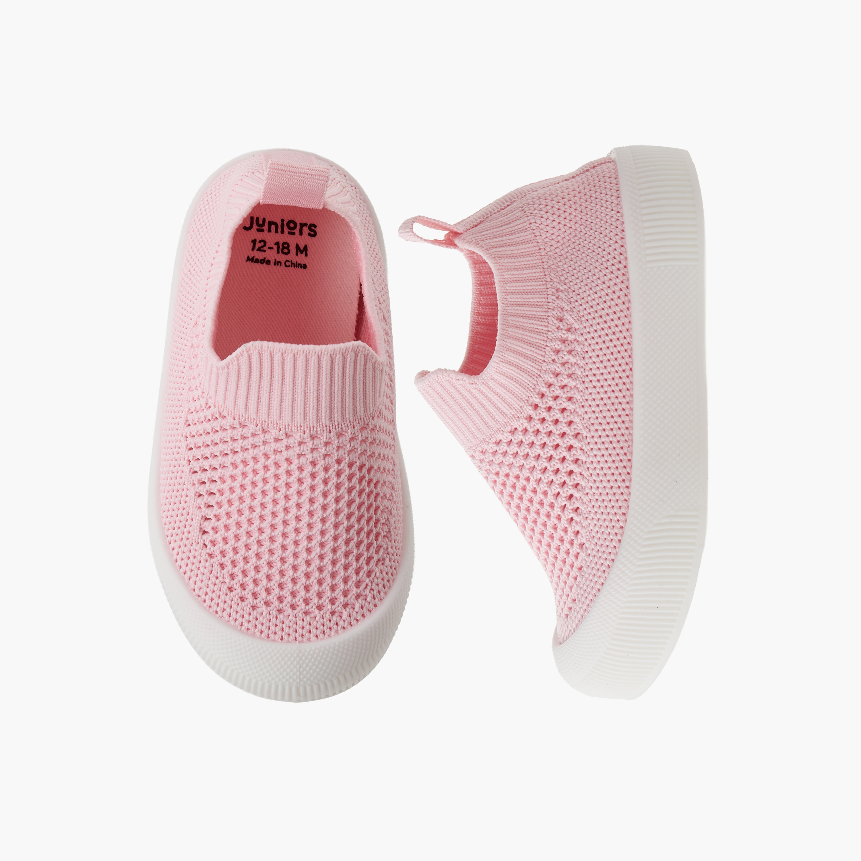 حذاء سهل الارتداء بتصميم مثقب من جونيورز-baby-girls-shoes-booties-image-1