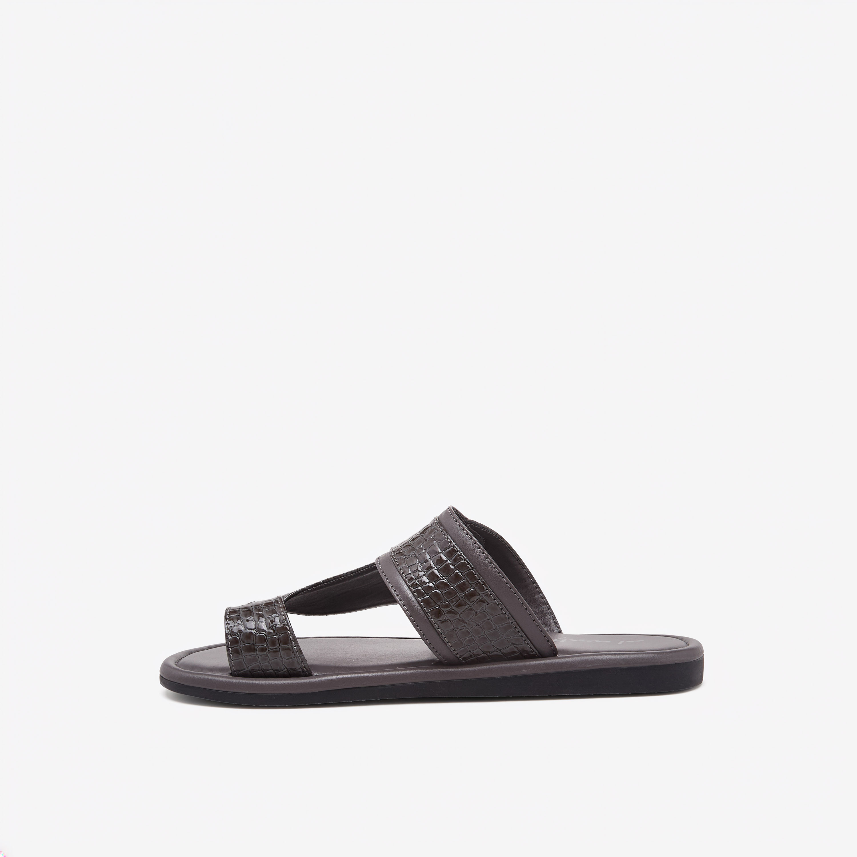 صندل عربي بحلقة إصبع للأولاد من الواحة-boys-shoes-sandals-image-13