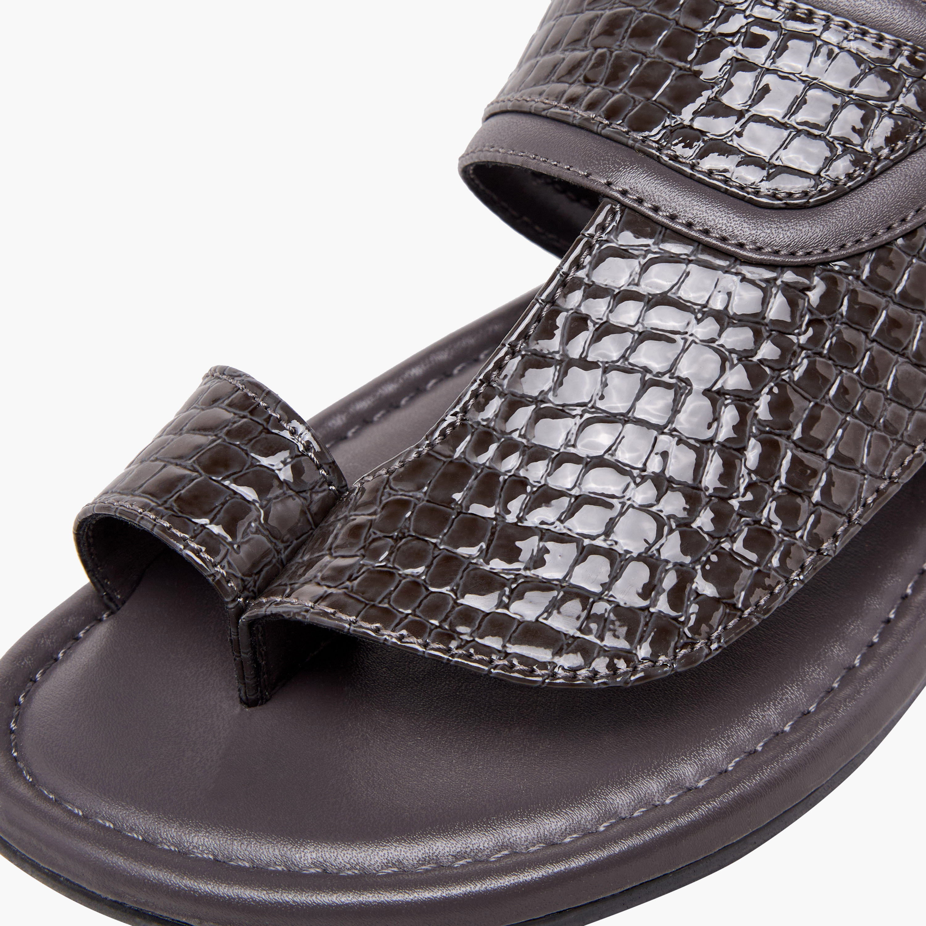 صندل عربي بحلقة إصبع للأولاد من الواحة-boys-shoes-sandals-image-7