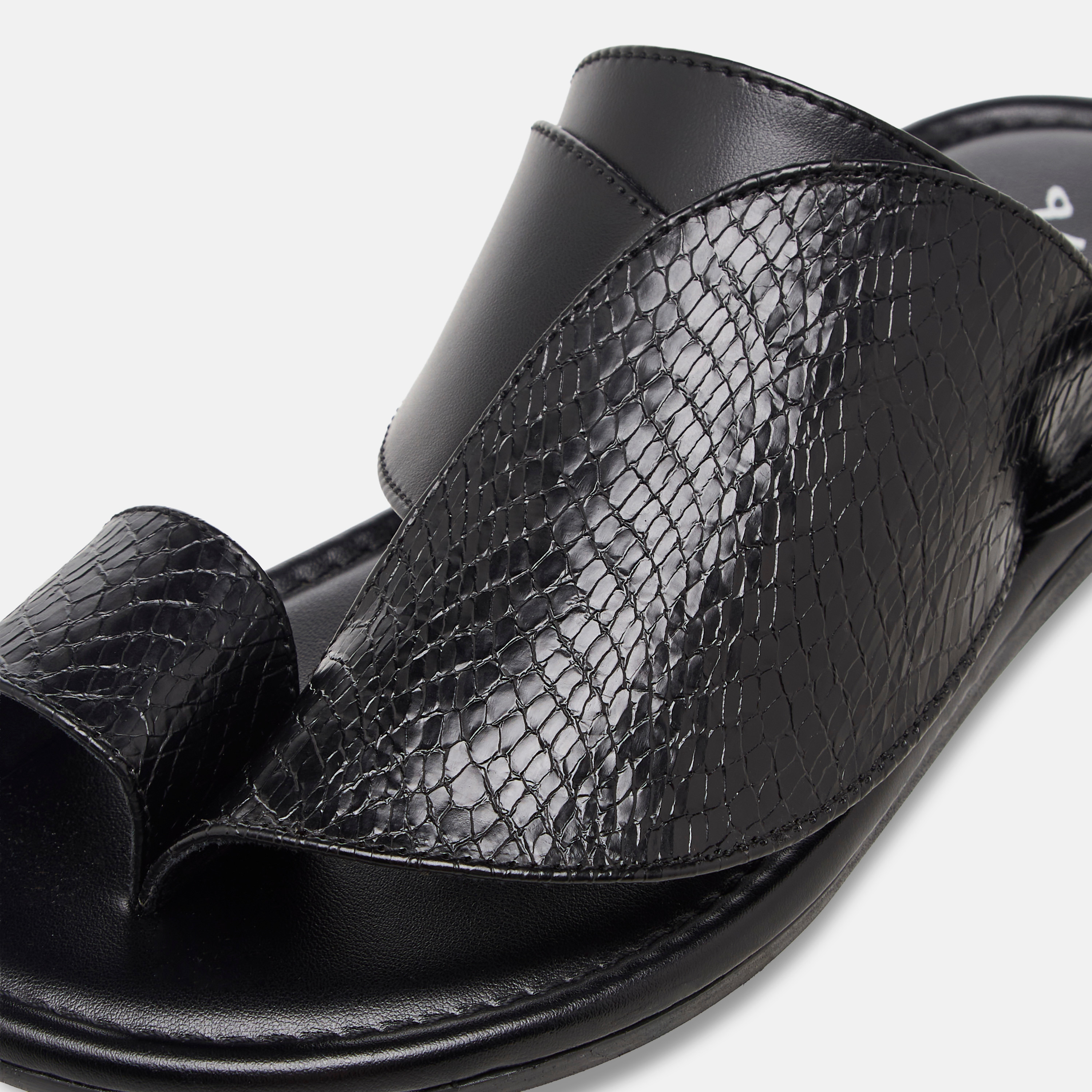 صندل عربي سهل الارتداء للأولاد من الواحة-boys-shoes-sandals-image-4