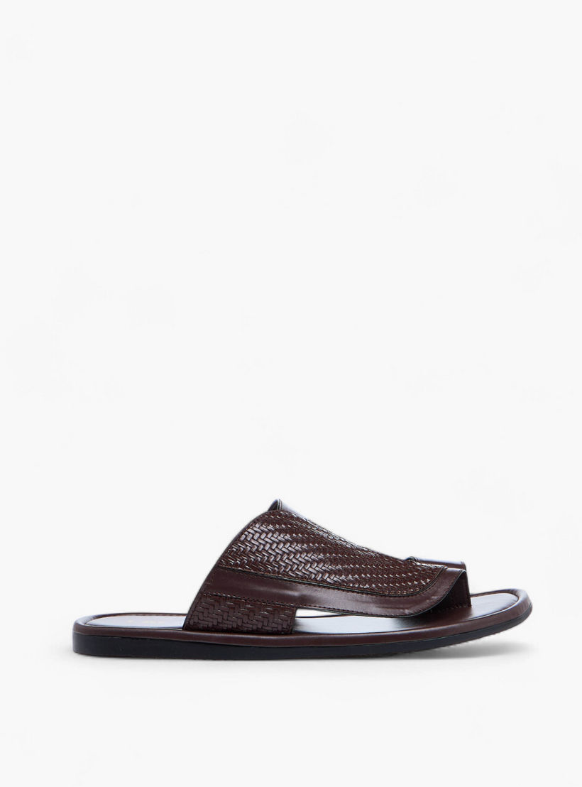 LBL by Shoexpress Textured Slip-on Arabic Sandals-men-shoes-sandals-image-2