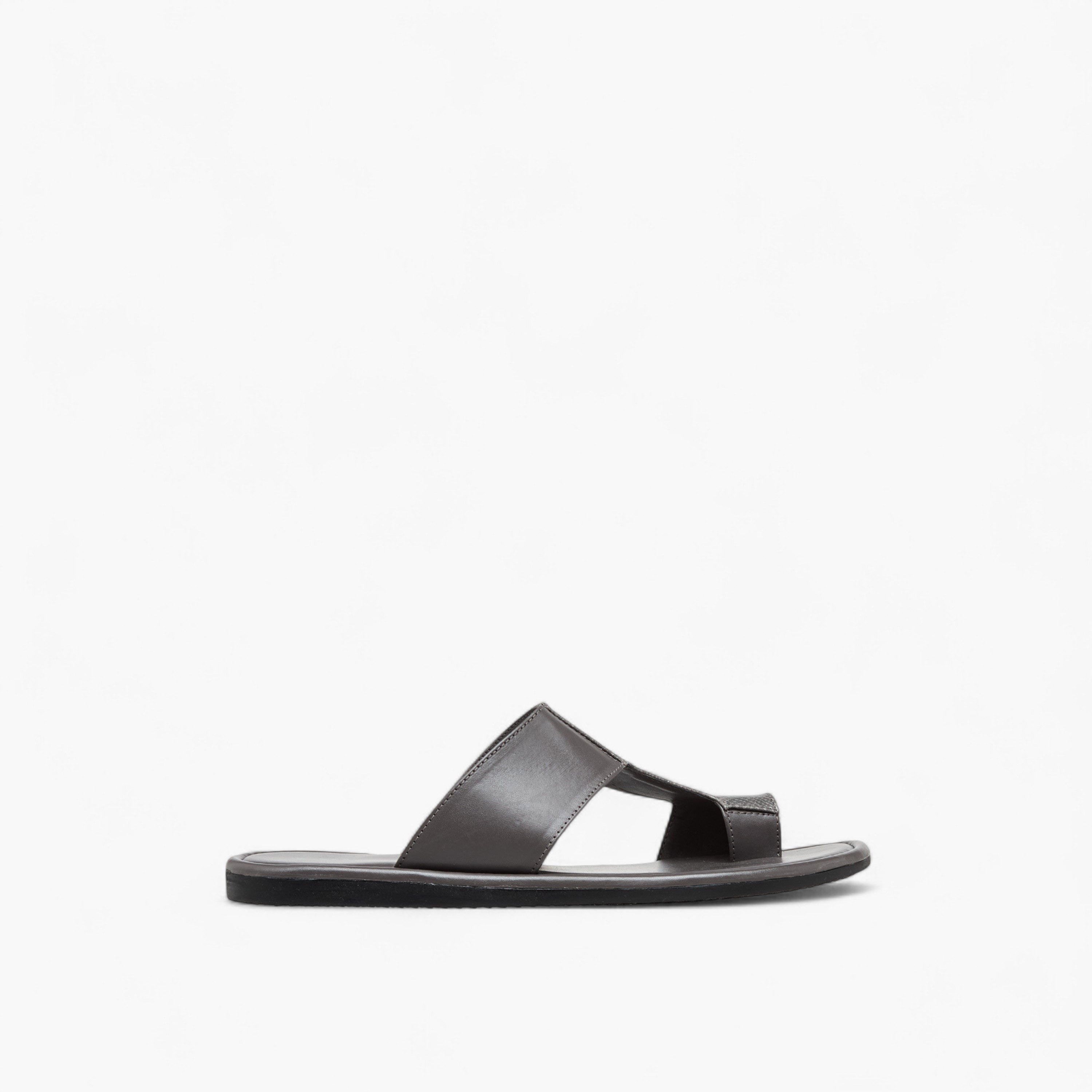 LBL by Shoexpress Panelled Arabic Sandals-men-shoes-sandals-image-3