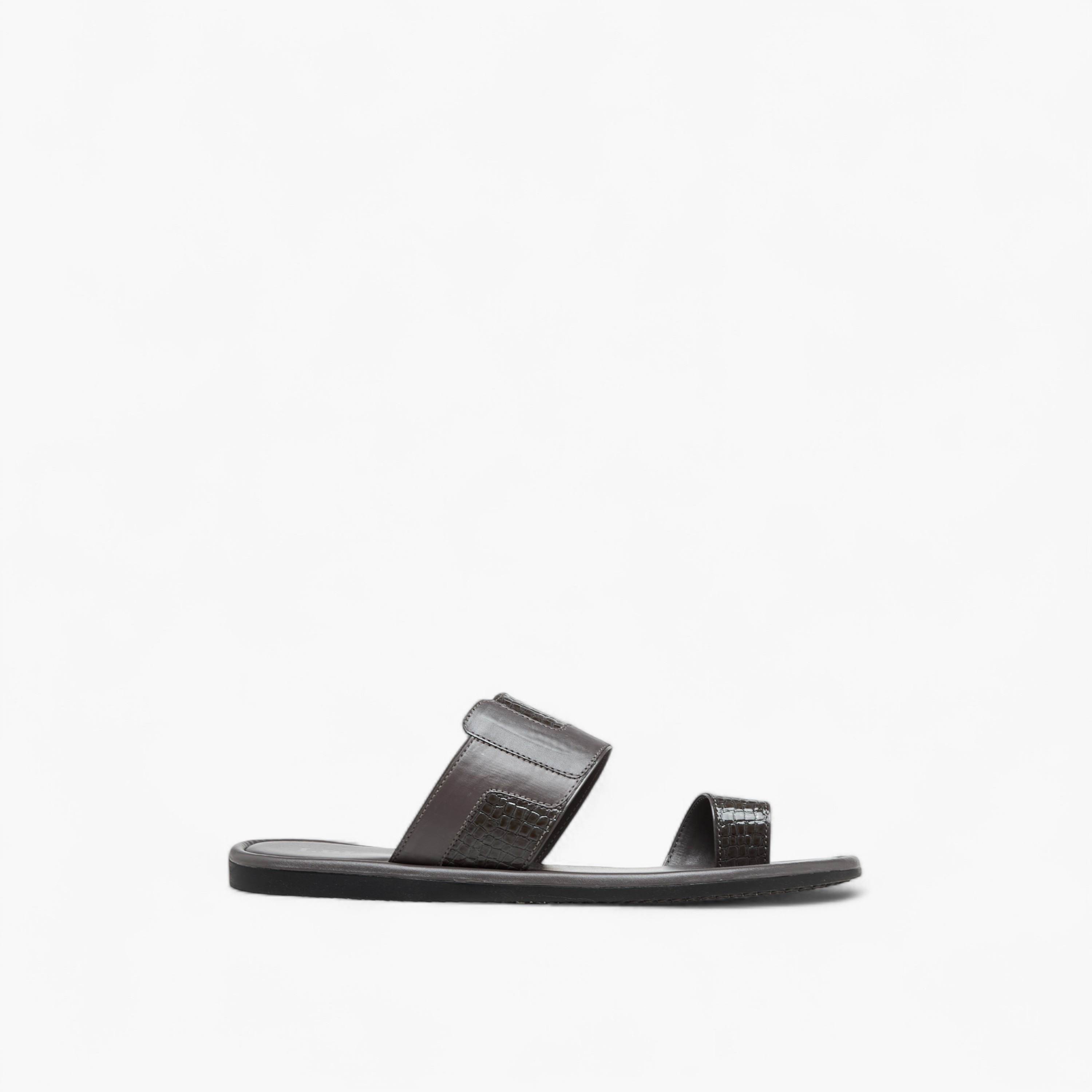 LBL by Shoexpress Panelled Arabic Sandals-men-shoes-sandals-image-3