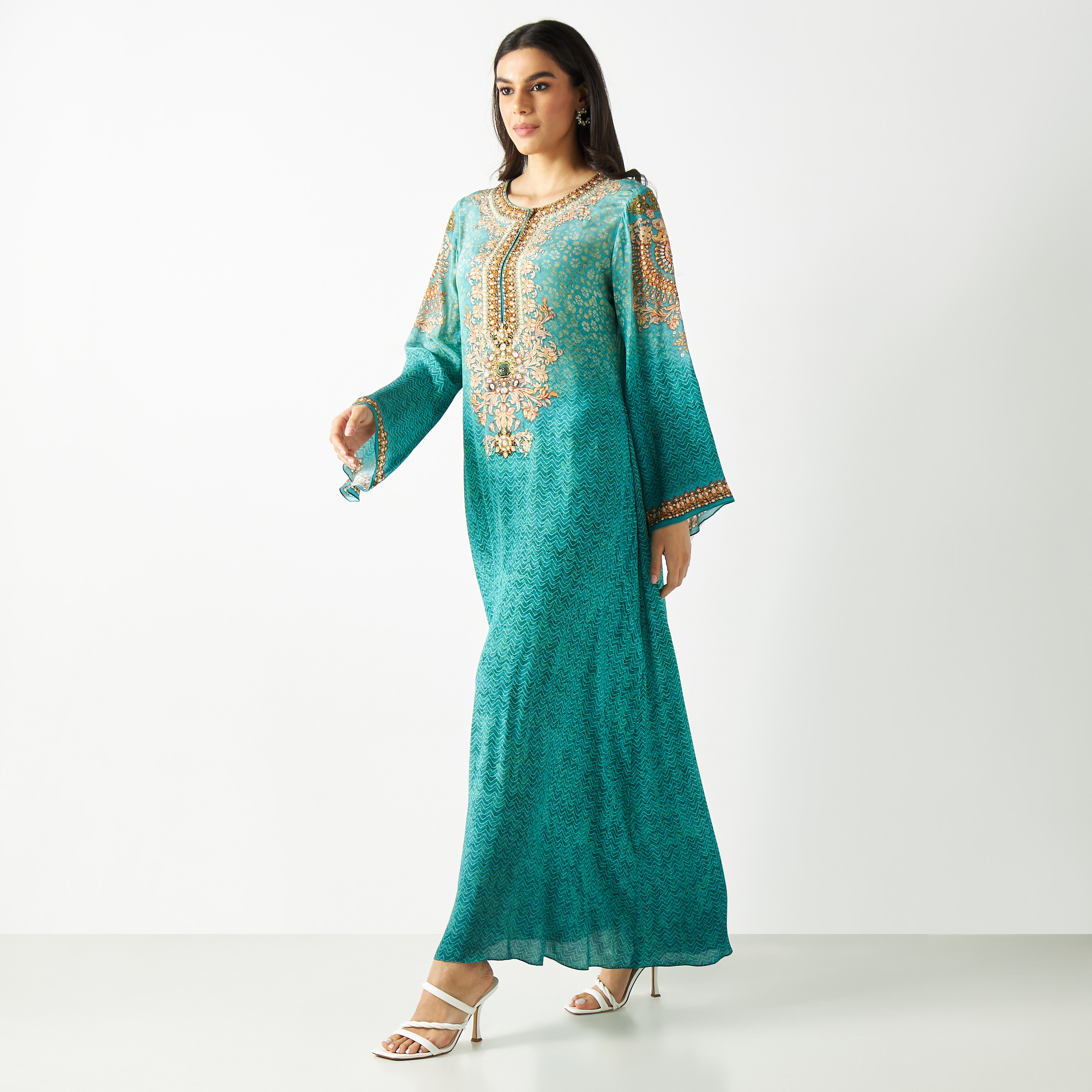فستان طويل مزين بأكمام واسعة وياقة مستديرة-women-arabicclothing-kaftan-image-1
